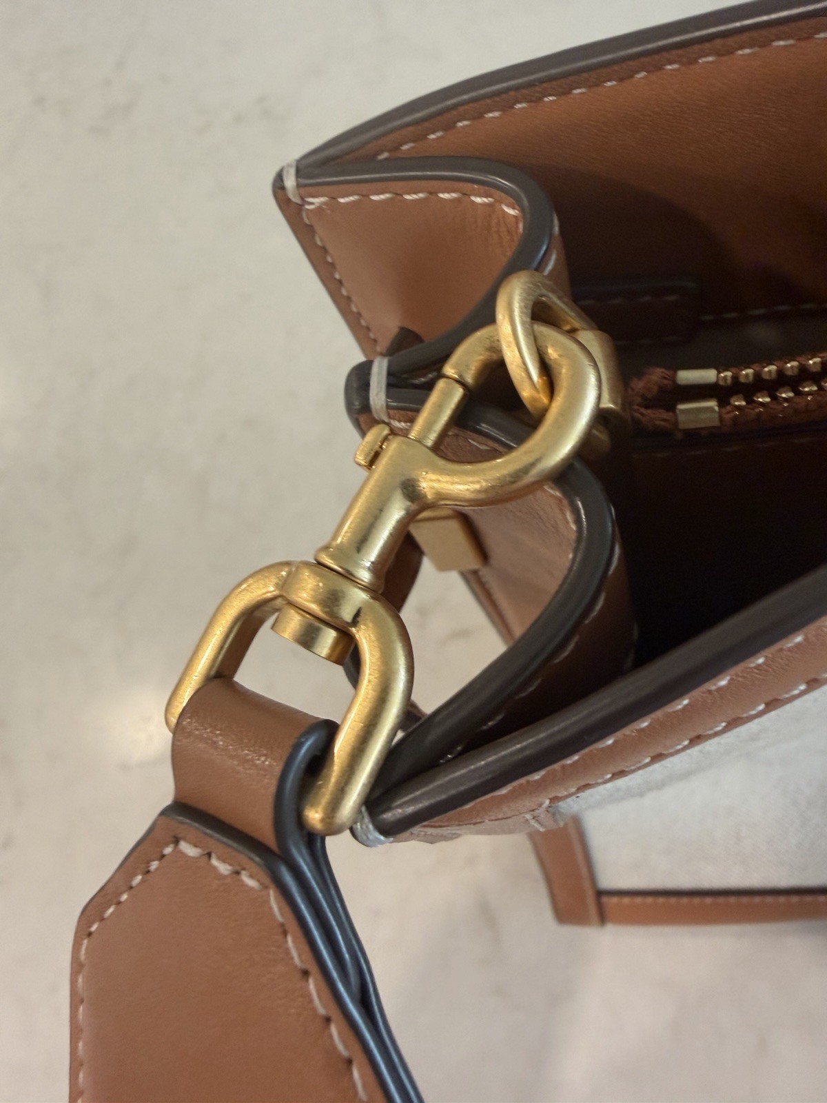 Tory Burch Striped Tote Bag Beige/Brown Zip Closure Adjustable Detachable Strap