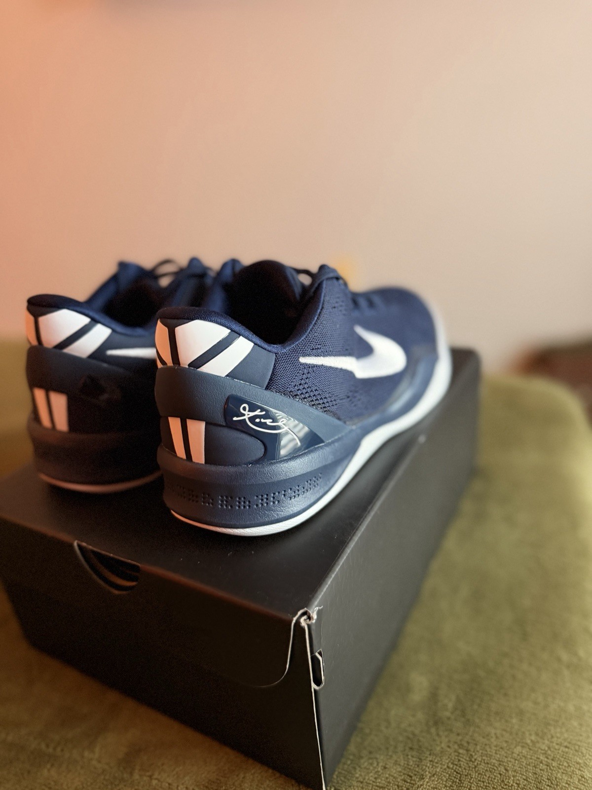 Nike Kobe VIII College Navy White Size 7 Y 8.5 W Original Box Basketball New
