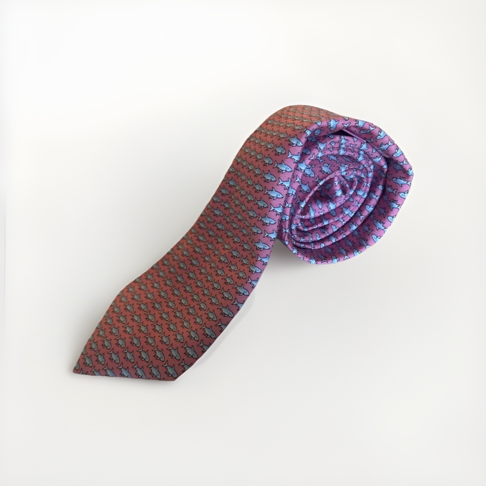 Vineyard Vines Martha’s Vineyard Bonefish 100% Silk Tie Made In USA $75