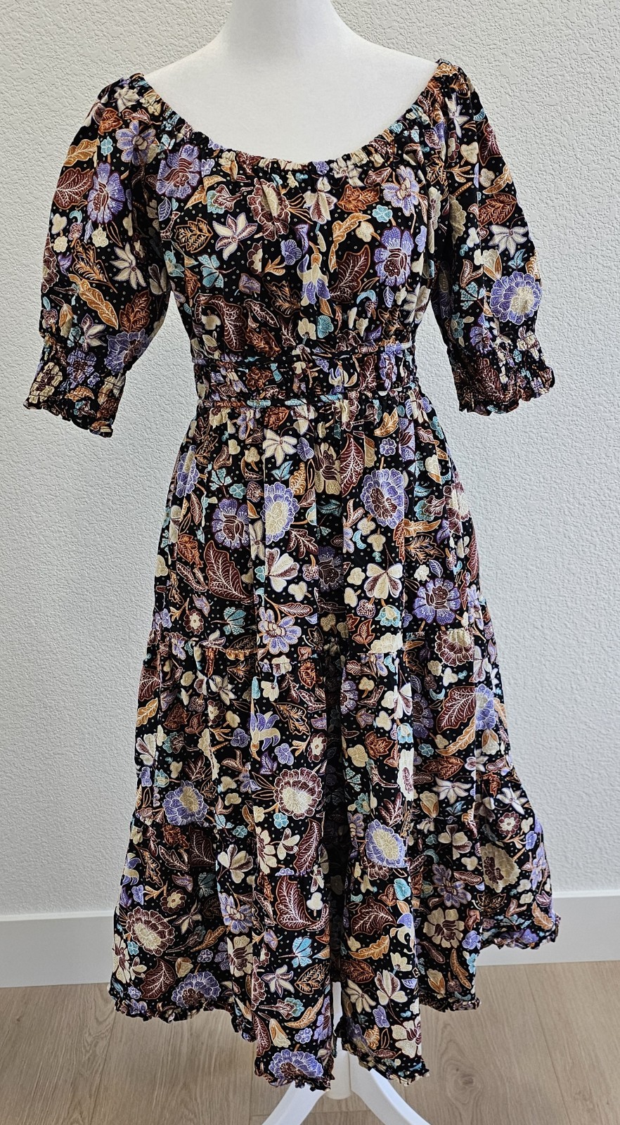 Ann Taylor Midi Peasant Dress Black Floral Tiered Skirt Ruffle Hem Size 2
