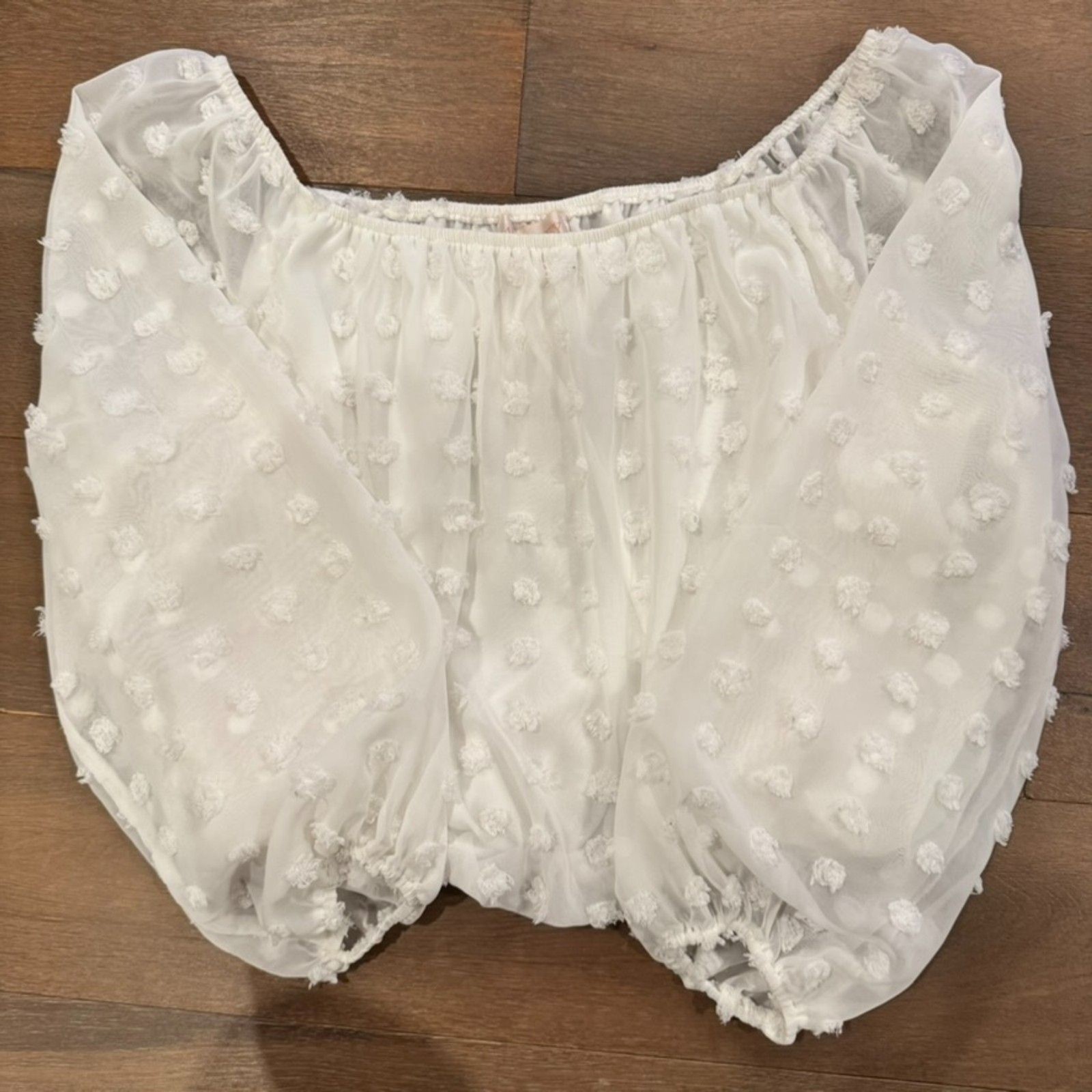 White fancy blouse | size M