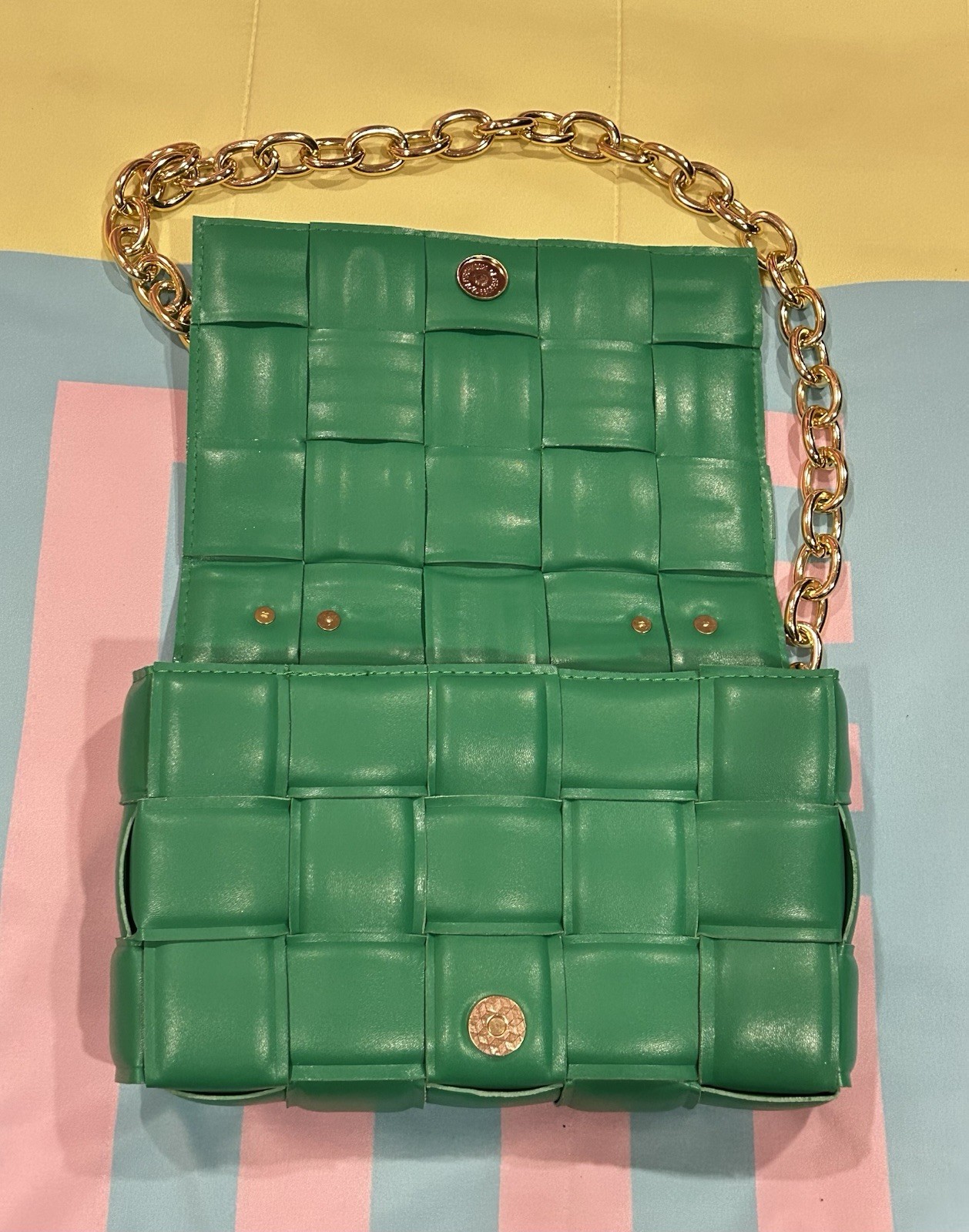 Funky Green Puffy Woven Rectangle Crossbody Purse Bag with Chain Strap