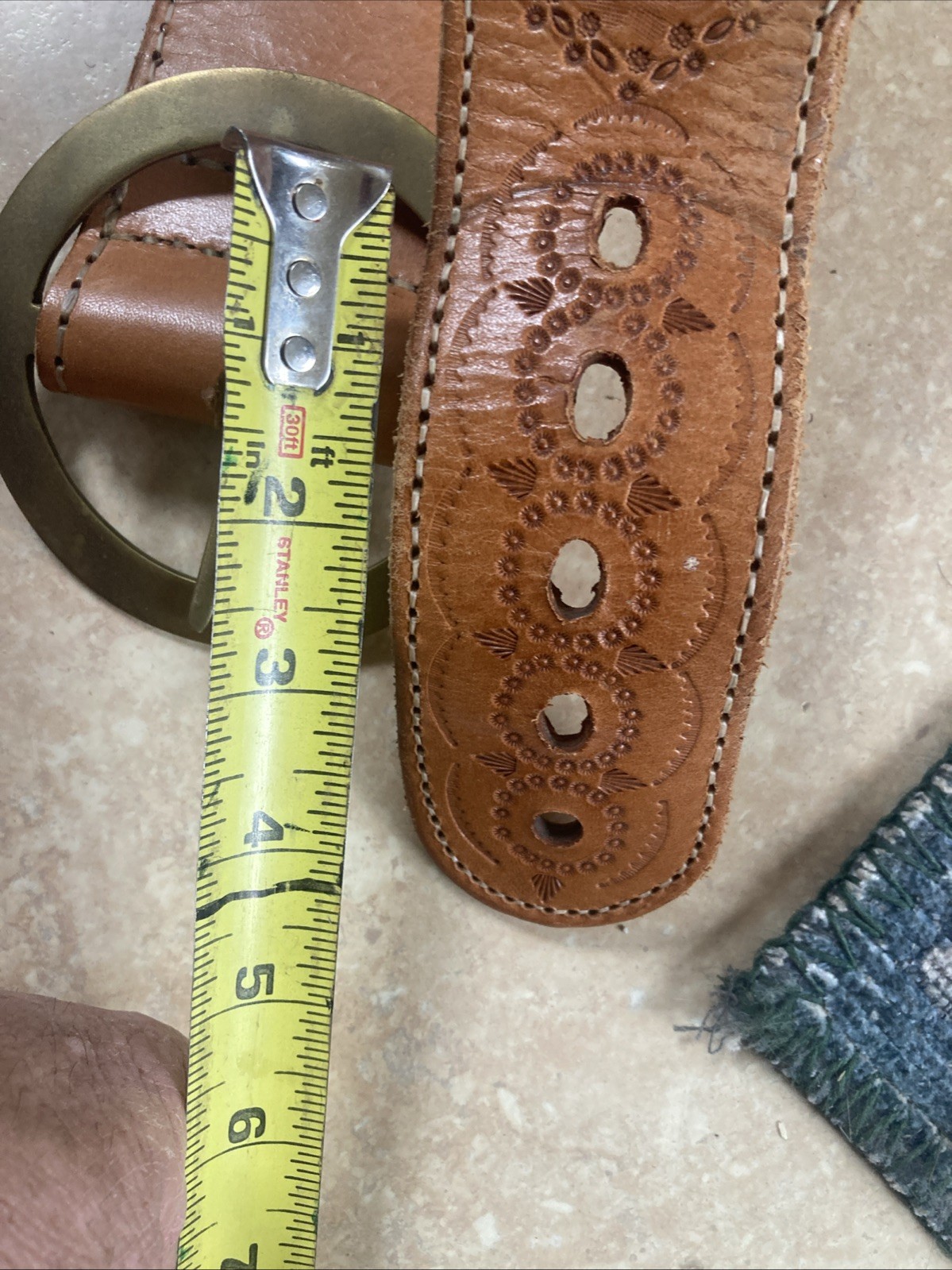 vintage HAND TOOLED belt Size 46 brown Genuine leather 2-3/4 Inch Wide