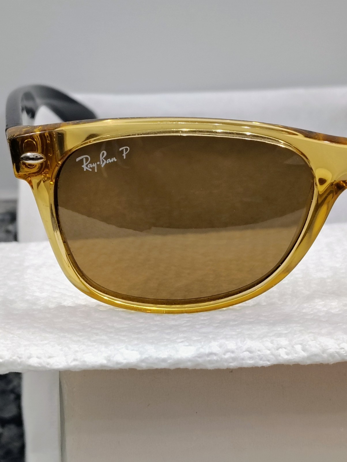 55-18mm RAY BAN RB2132 HONEY BROWN/BLACK BLEND POLARIZED NEW WAYFARER 945/57
