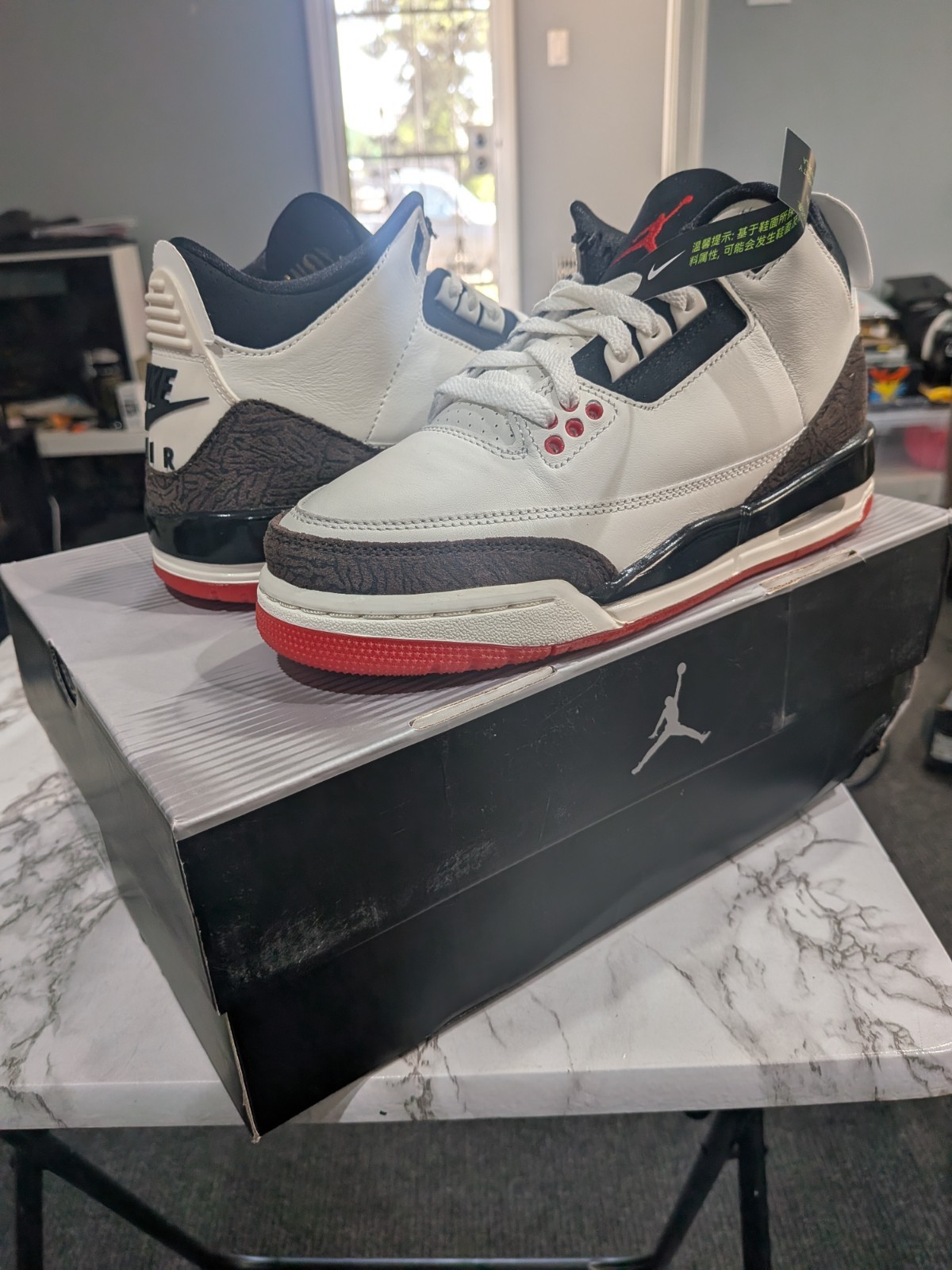 Nike Air Jordan 3 Retro Sneakers World’s Best Dad IF4396-103 Youth Size (5Y)