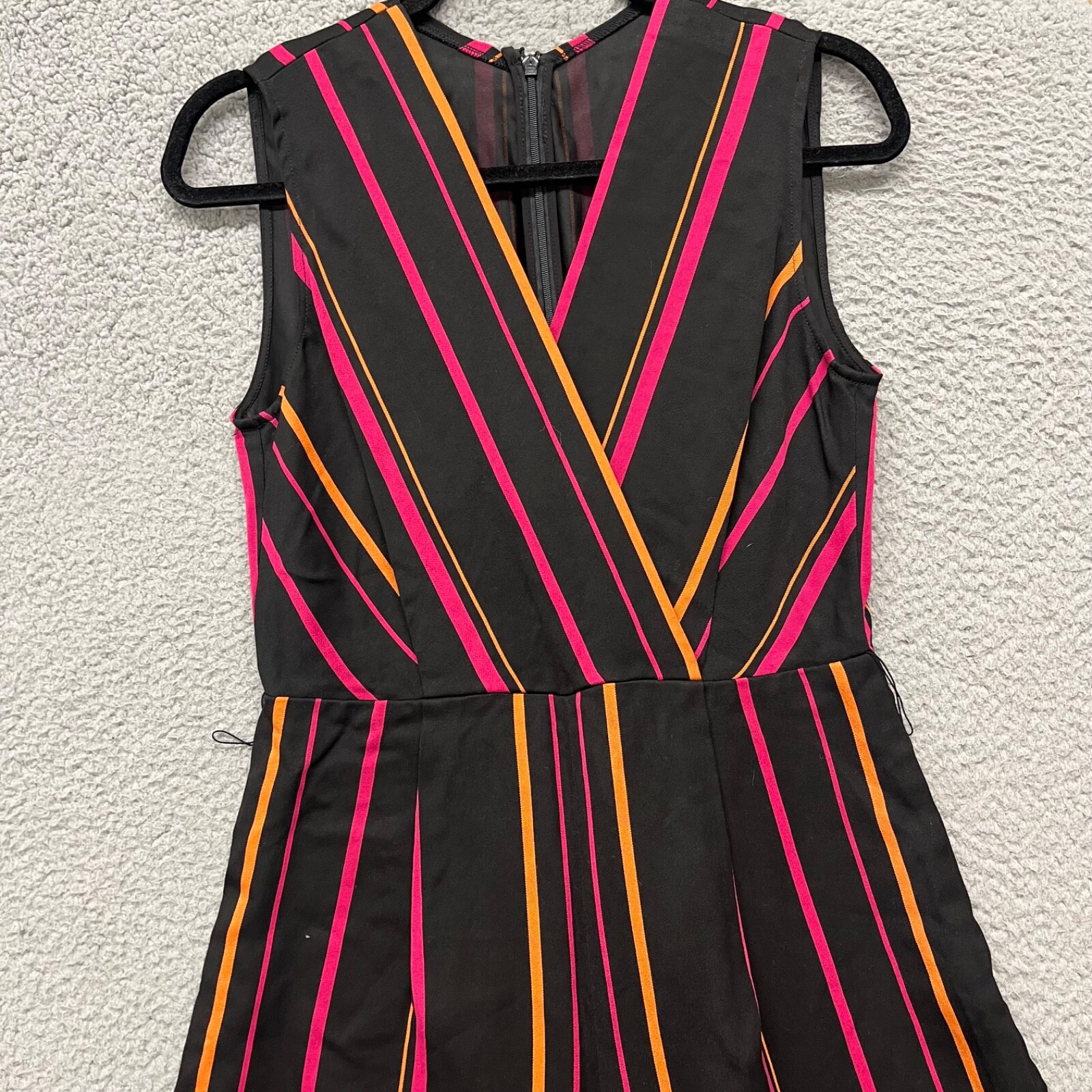 Diane Von Furstenburg Jumpsuit Womens M Black Striped Cropped Wide Leg V Neck