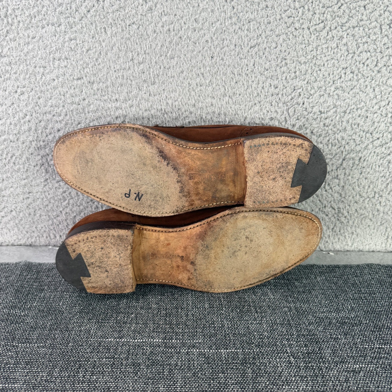 Cole Haan Bench Made England Loafers Mens 10 D Brown Suede Tassel Wingtip VTG