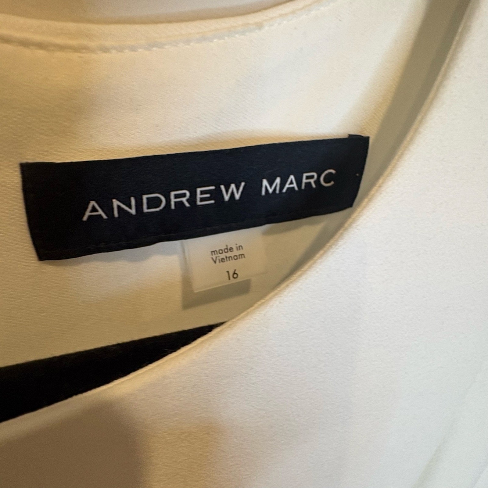 Andrew Marc Pencil Dress Size 16 | Feminine Form Fitting Event Ready Elegance