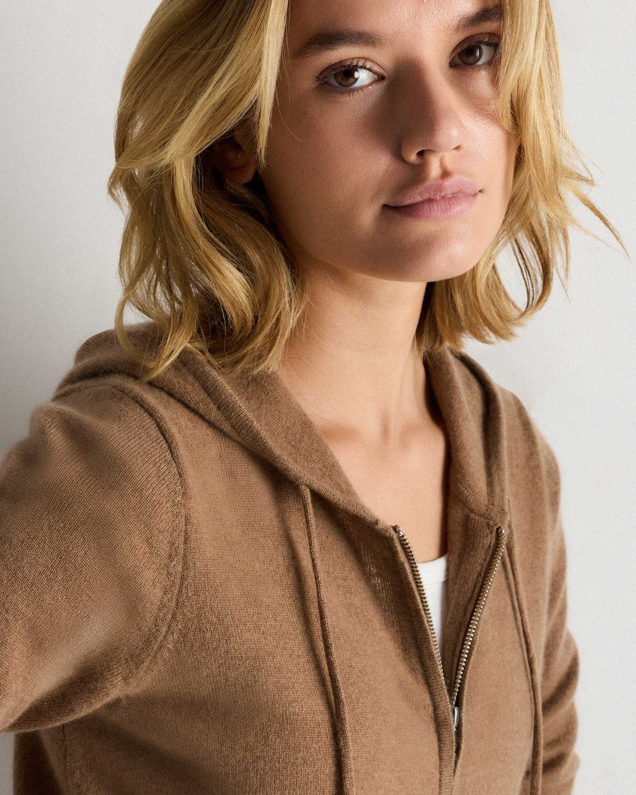 NWT Quince Mongolian Cashmere Full-Zip Hoodie Sweater