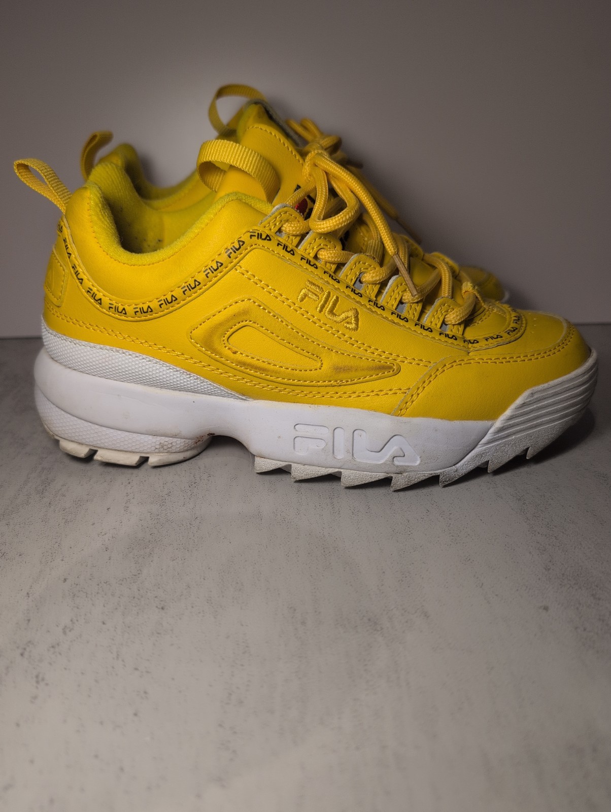 Fila Disruptor 2 Premium Repeat Canary Yellow Chunky Sneakers Size 4.5 US