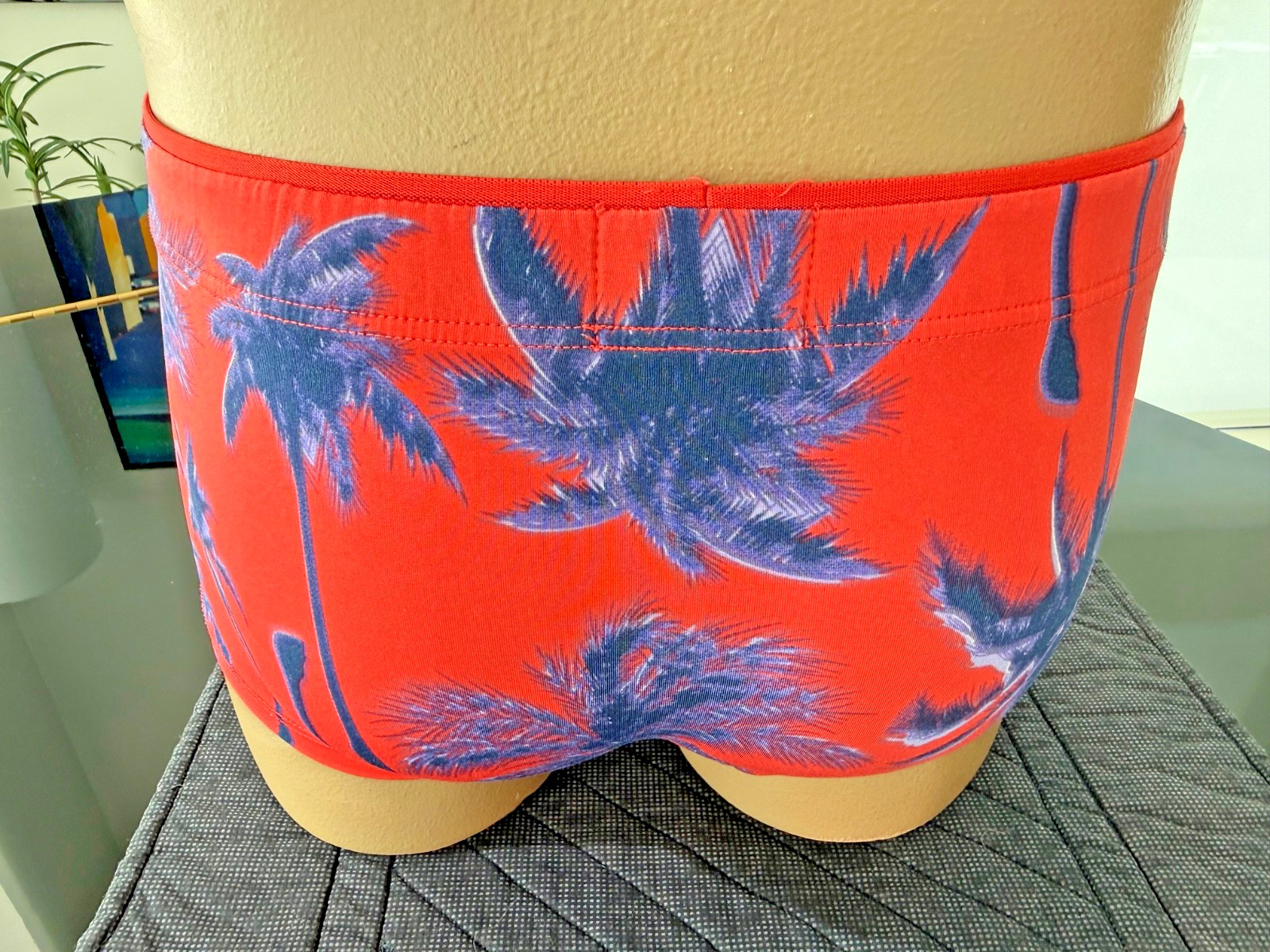 Vintage 2(X)IST Nylon Trunk with Articulated Doubled Lined Pouch Sz Med