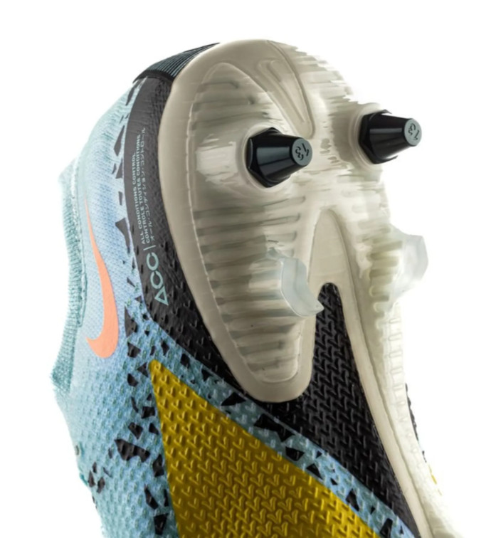 NIKE PHANTOM GT 2 ELITE SG PLAYER’S EDITION SOCCER CLEATS Men’s Size 10.5 NEW