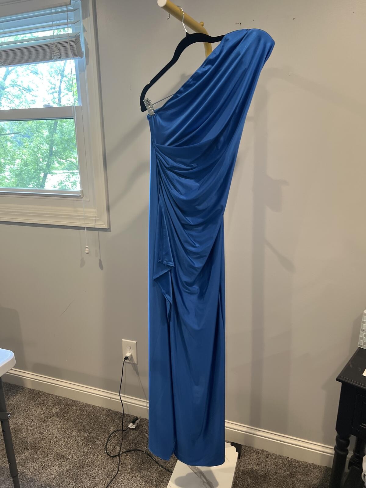 Viral OYS One Shoulder Formal Dress