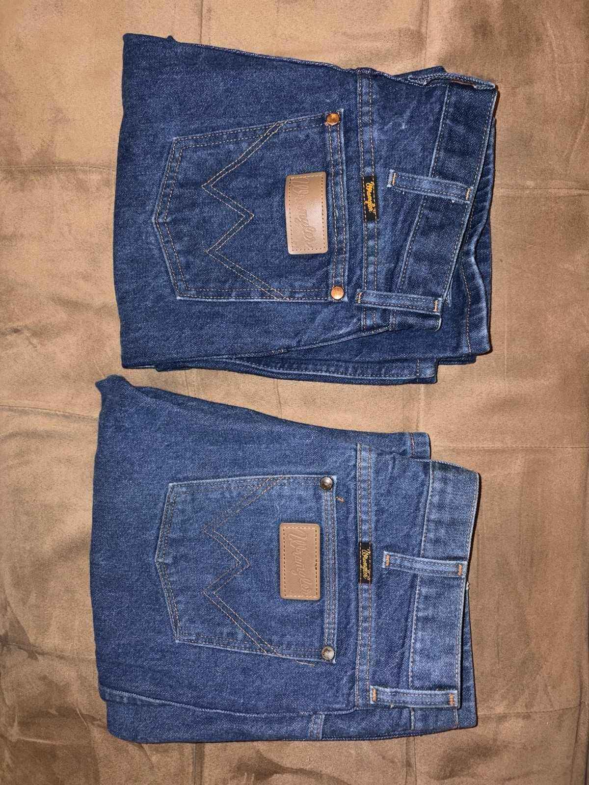 Wrangler Cowboy Cut Men’s Blue Medium Wash Denim Jeans Regular Fit Straight