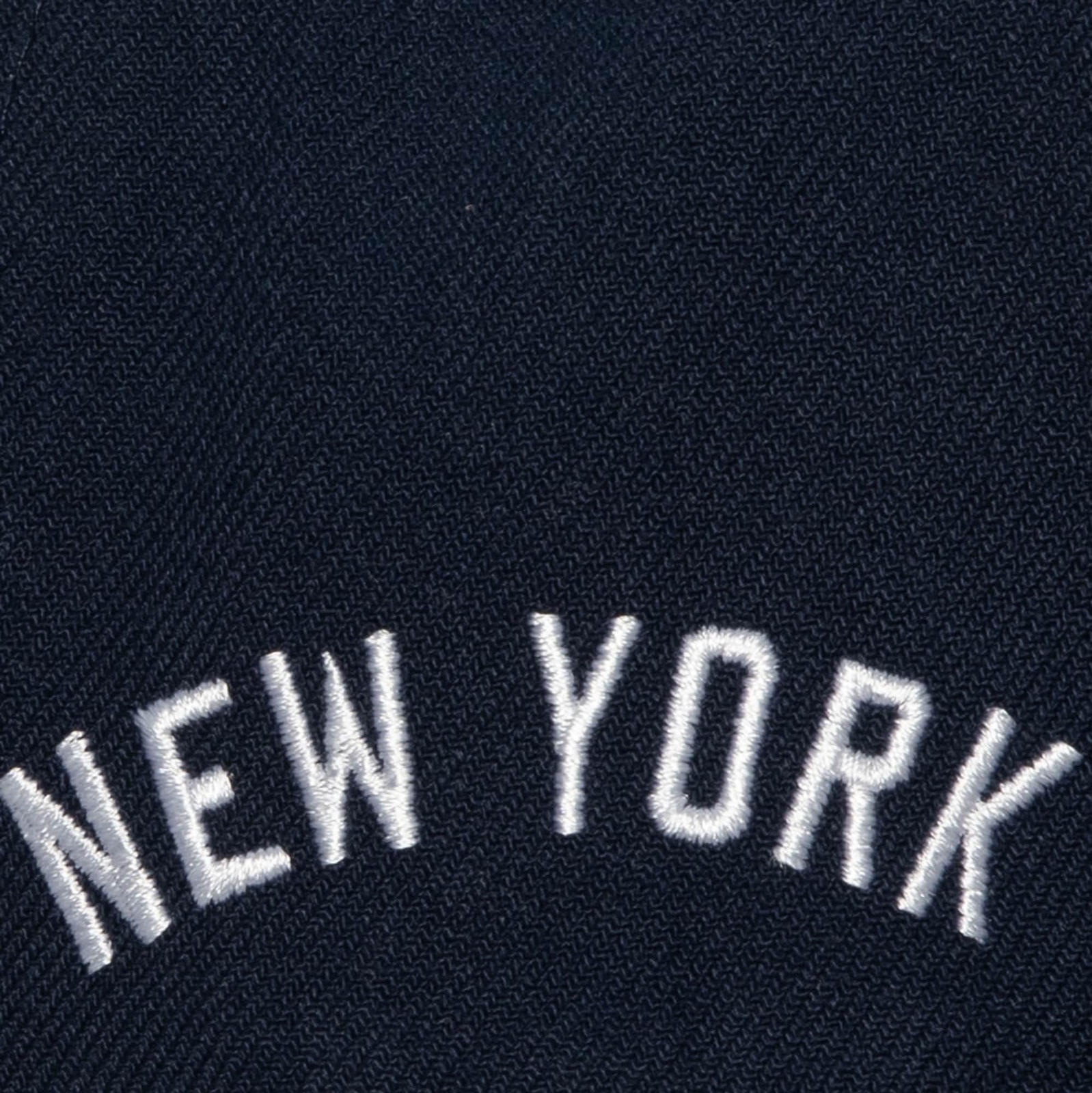 Mens Mitchell & Ness MLB EVERGREEN SNAPBACK COOP YANKEES