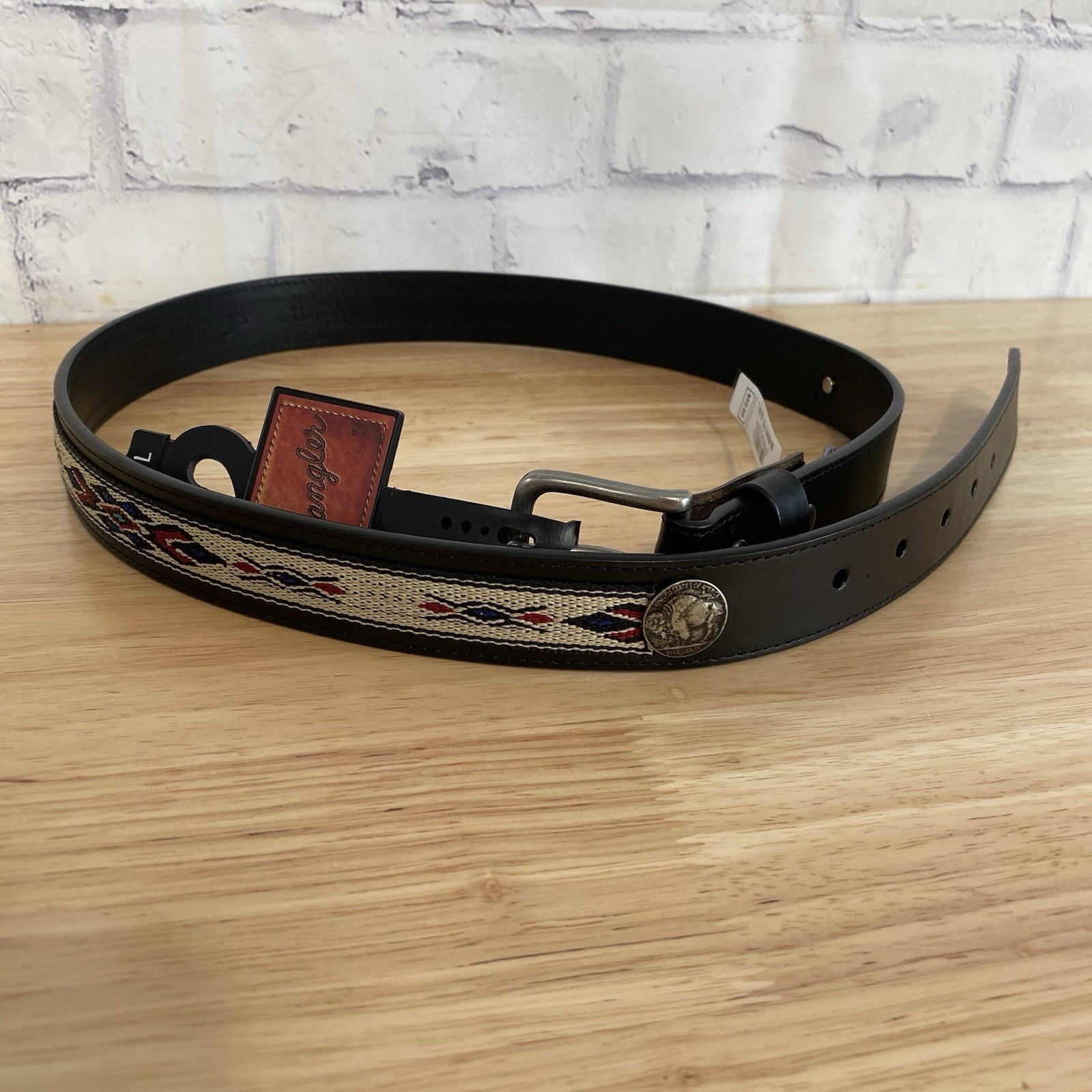 Wrangler Belt Women’s Size Large Leather Aztec Boho Western Genuine Leather NWT