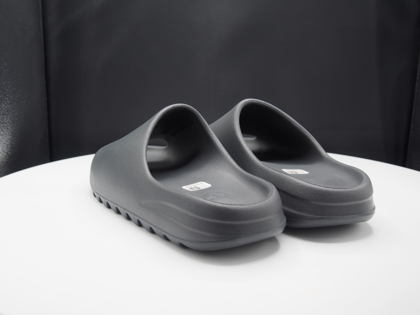 Adidas x YEEZY Slide “Slate Grey” ID2350 Men’s size 9 US