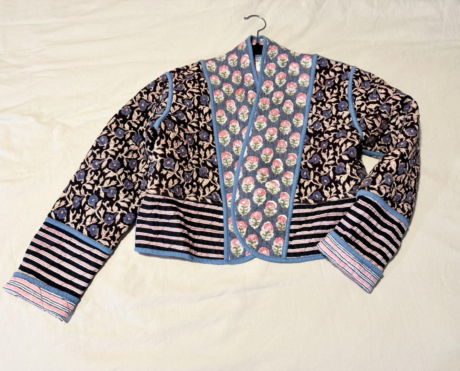 Beautiful Reversible Quilted Jacket Size Small