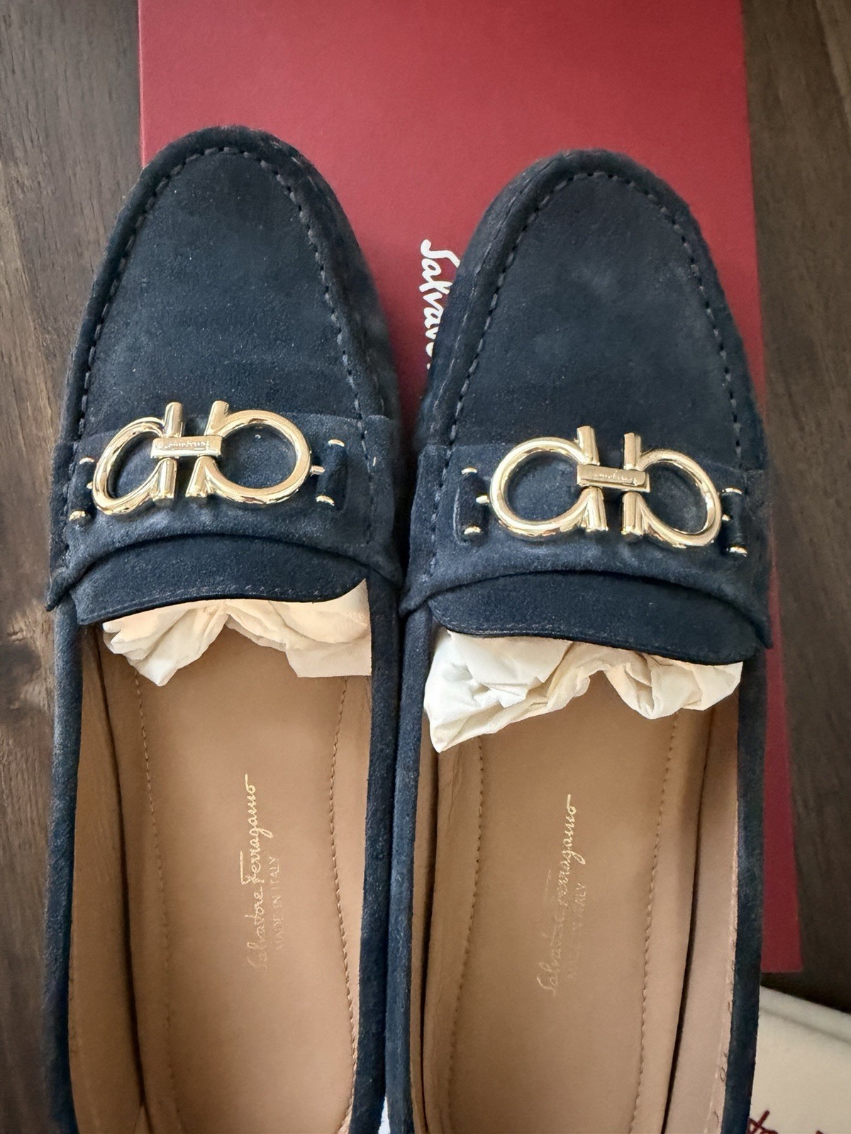 Ferragamo Women Suede Berra Loafers Blue Size 10