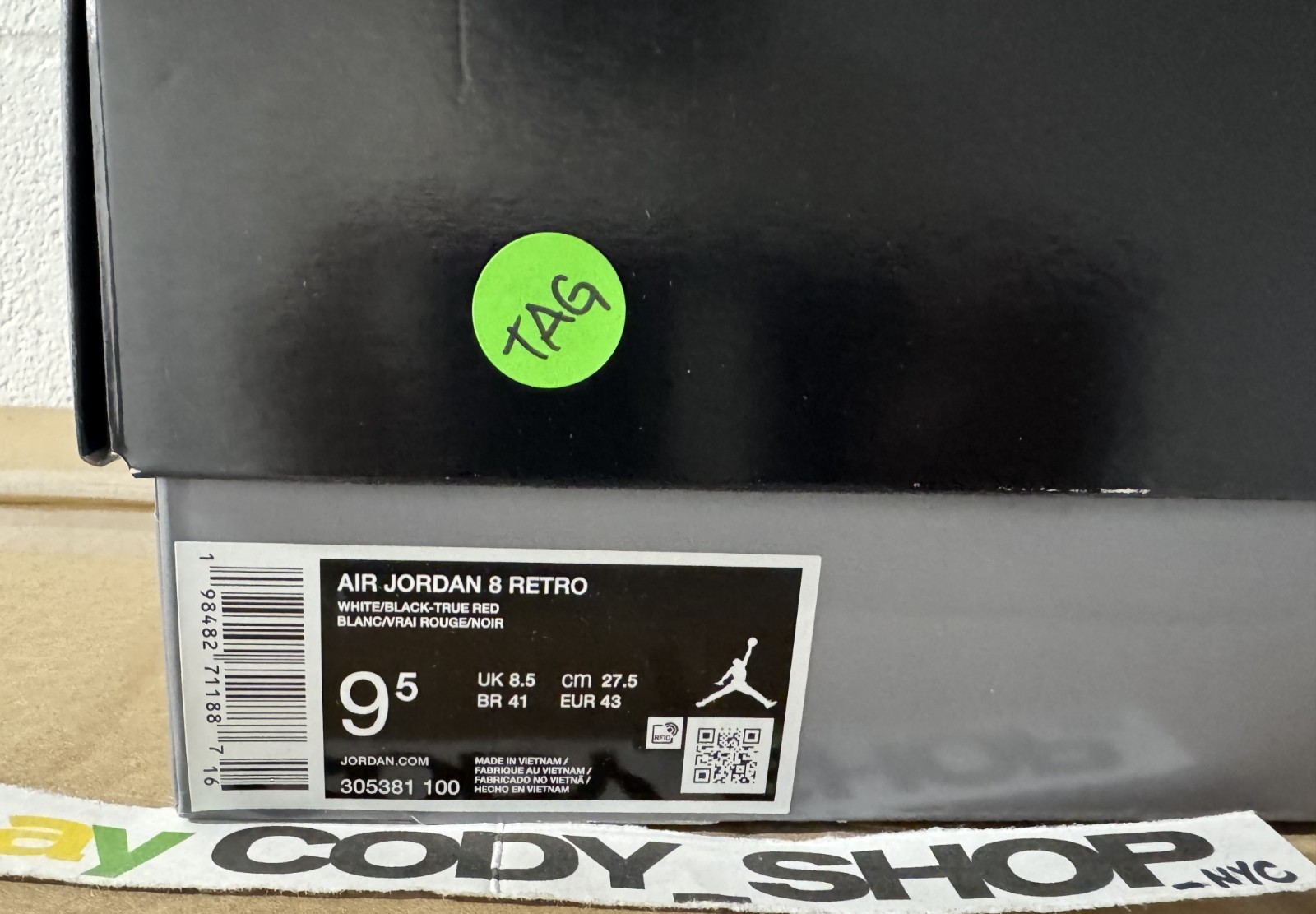 Nike Air Jordan 8 Retro Bugs Bunny 2025 Men’s *EMPTY SHOE BOX ONLY* 305381-100