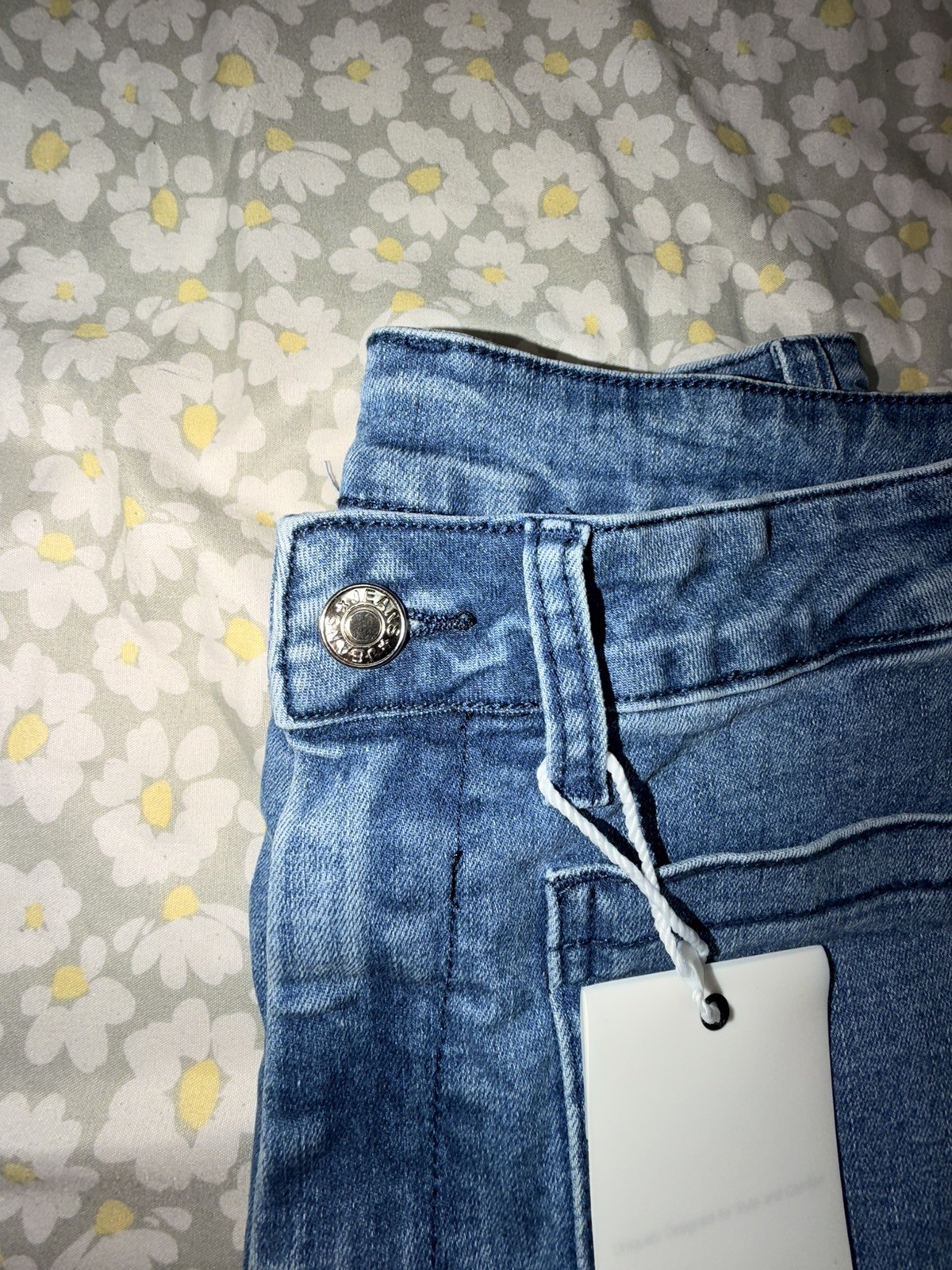Elleven Light Wash Patch Pocket Wide-Leg Jeans – Size 8
