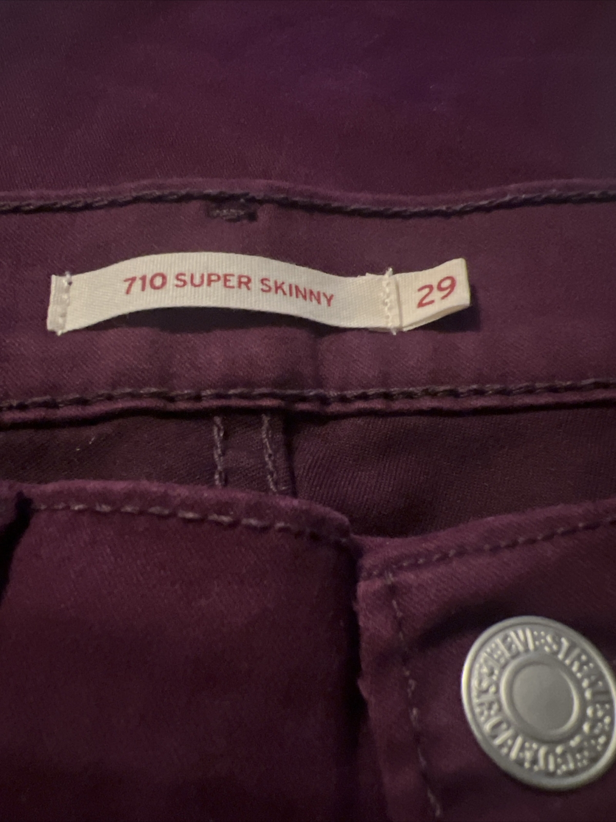 Levi’s Women’s 710 Super Skinny Size 29 Skinny Maroon Jeans – 30Wx29L