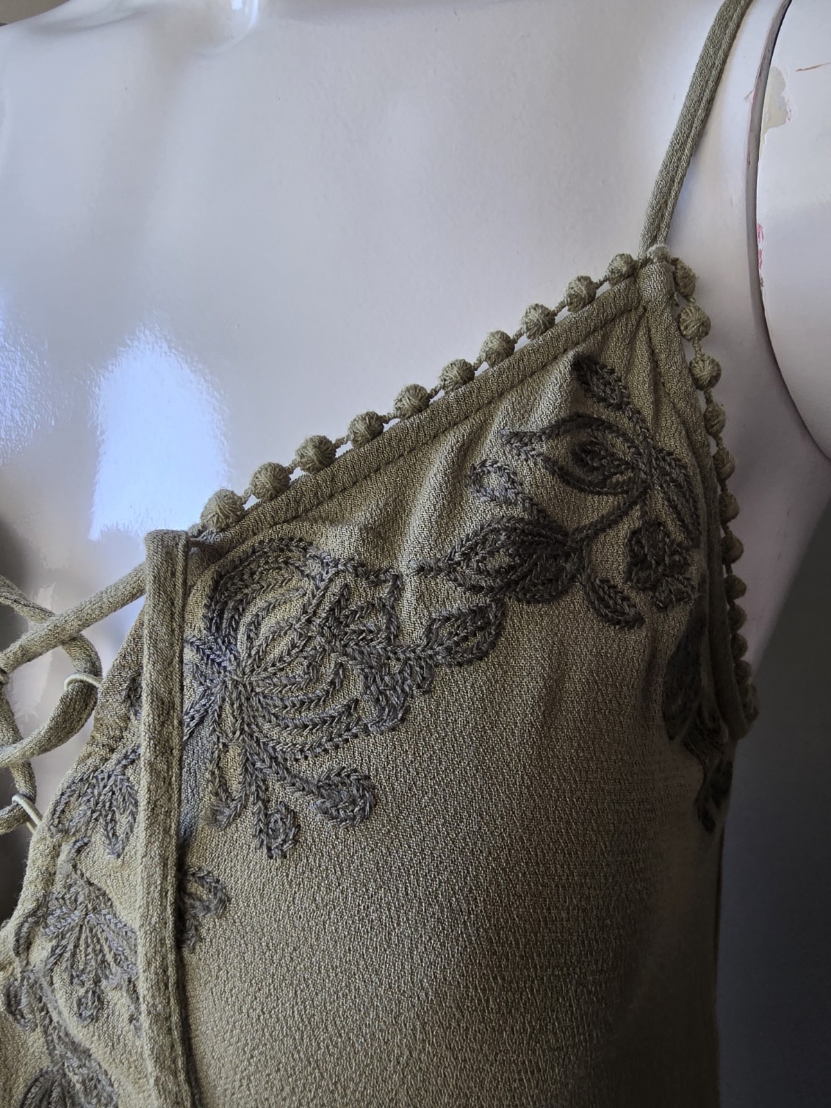 Daytrip Embroidered Lace-Up Tank Top Cami Green Rayon XS Adjustable Straps