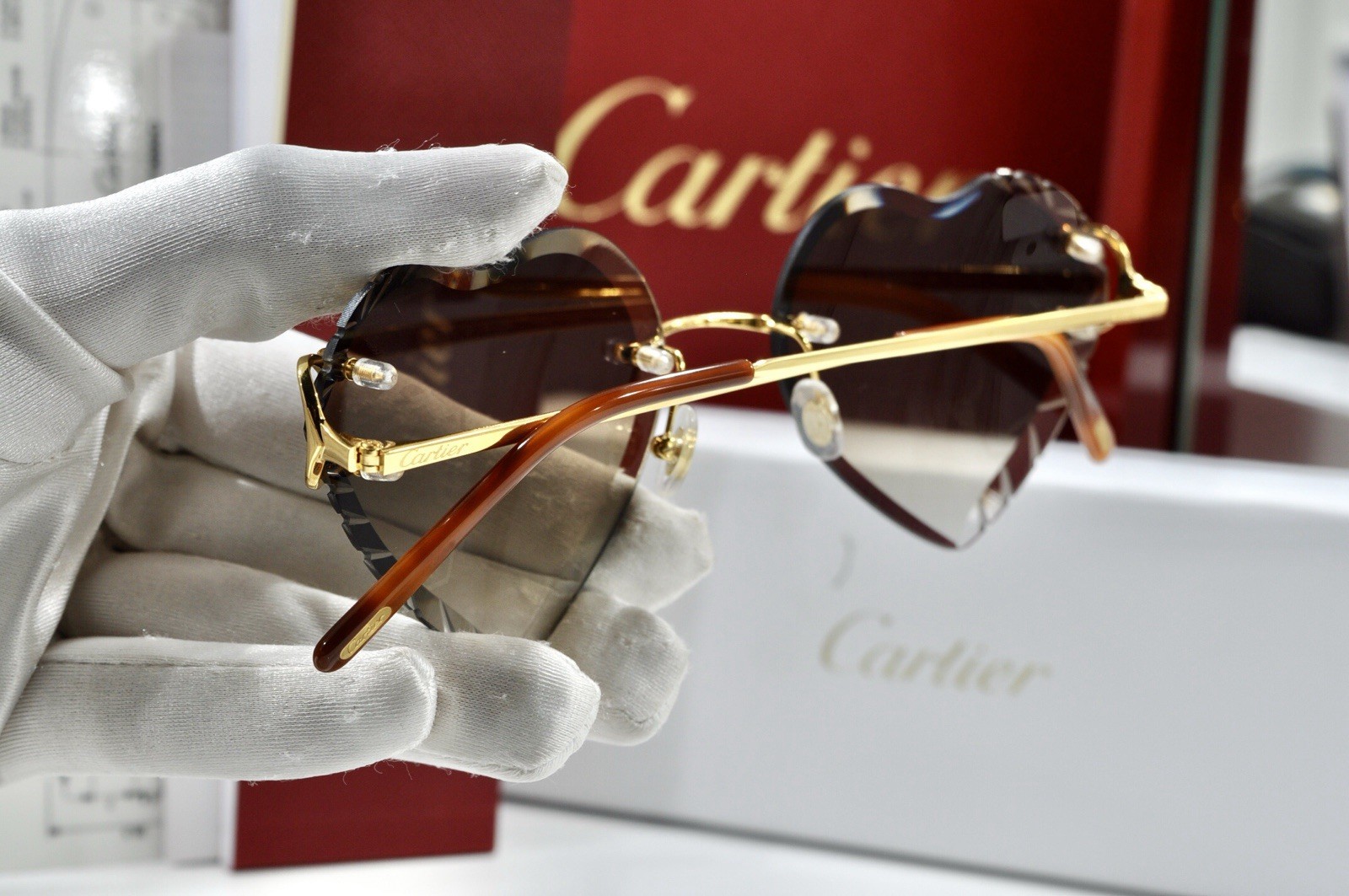 New Cartier rimless sunglasses glasses Diamond Cut heart decor Big C gold Frame