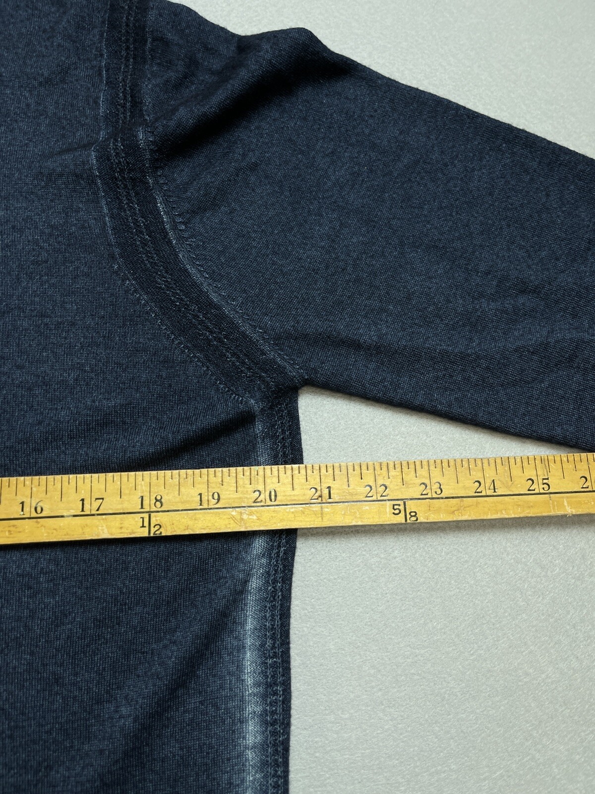 Strellson Sweater Men’s Medium Blue V Neck Model K-Lamar-V Virgin Wool