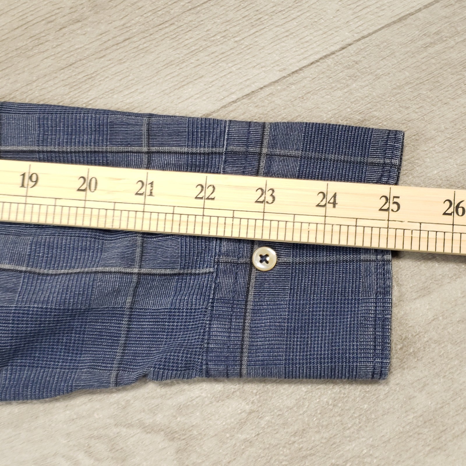 Stenstroms Button Up Shirt Men XL Fitted Blue Plaid Chambray Like Cotton Cutaway