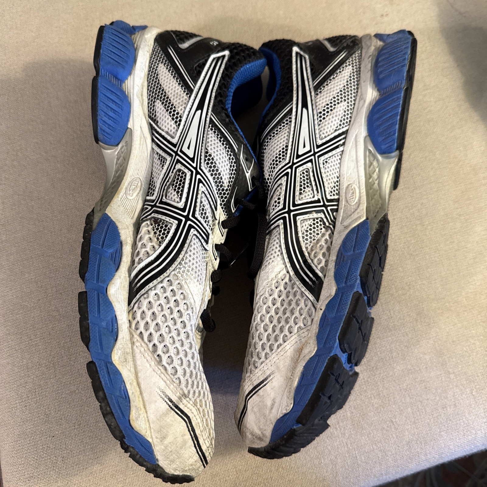 ASICS GEL-CUMULUS 15 T3C0N Men’s Size 11