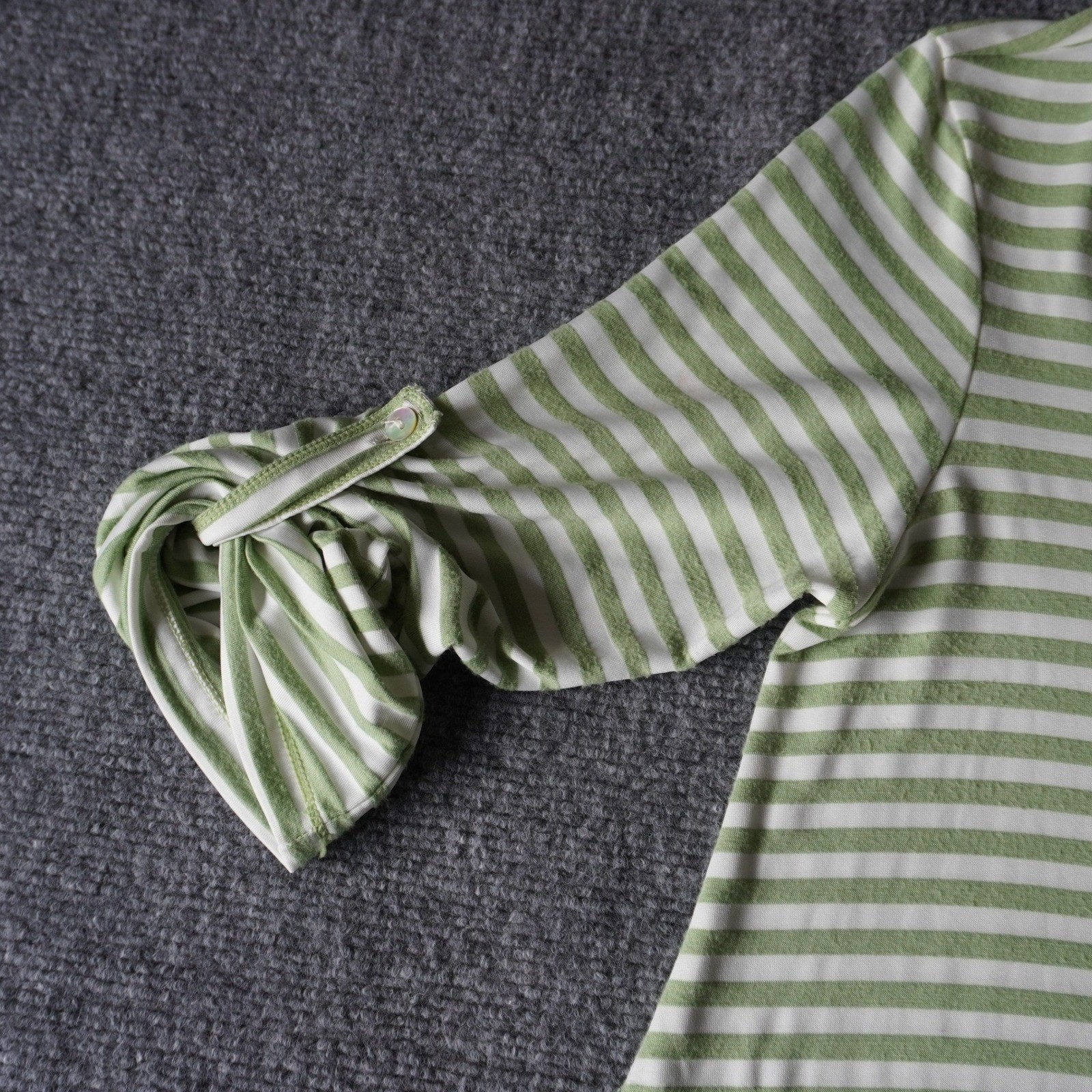 Max Edition Striped V Neck Tunic Top Womens Small Green White Ruched Sleeve