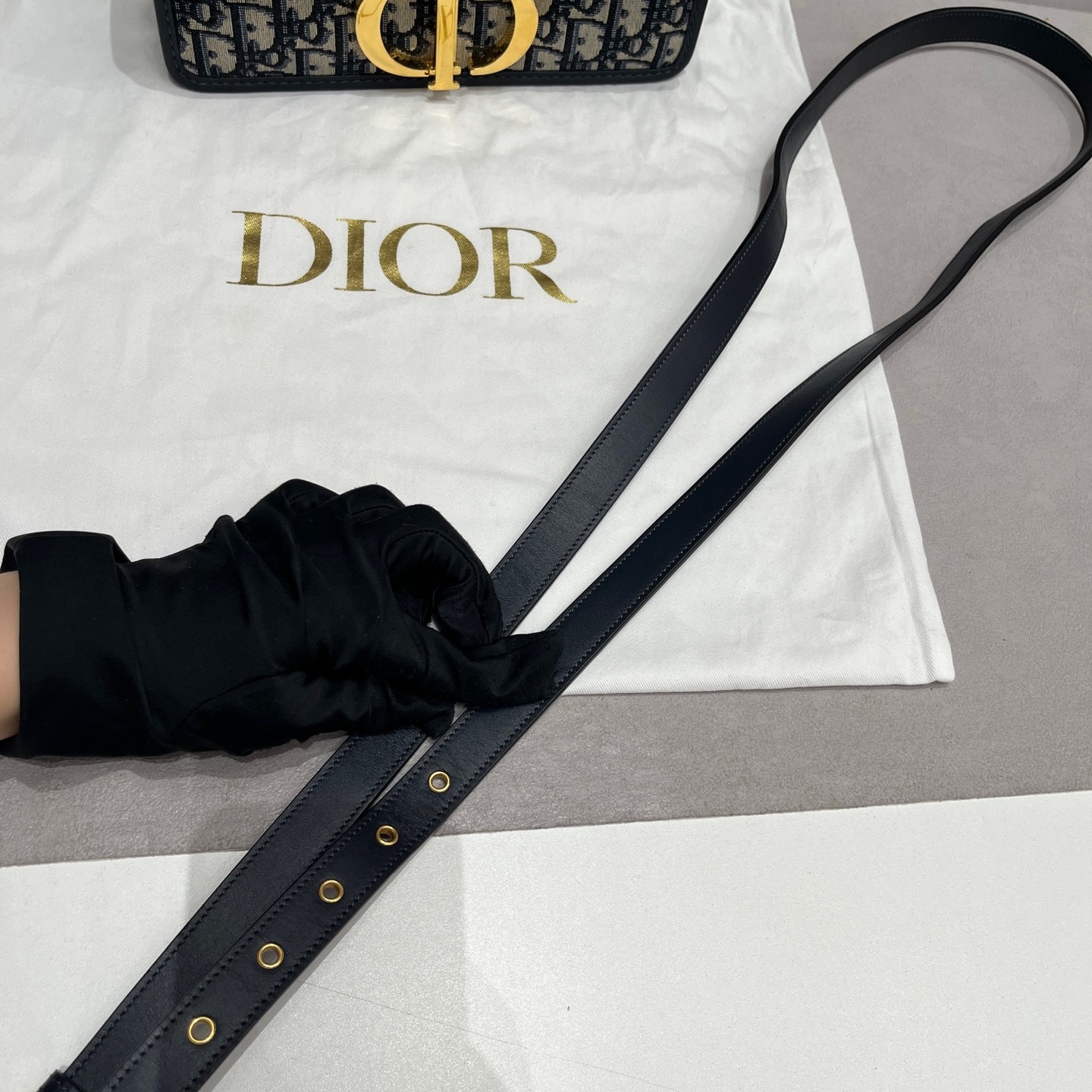 Dior 30 Montaigne Medium Navy Beige Canvas Calfskin Crossbody Bag US Ship