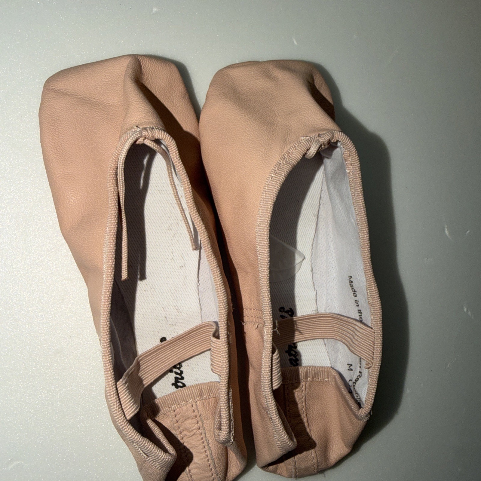 Theatricals Girls Ballerina Leather Shoes Size 2 Medium Pink Ballet Dance Shoes