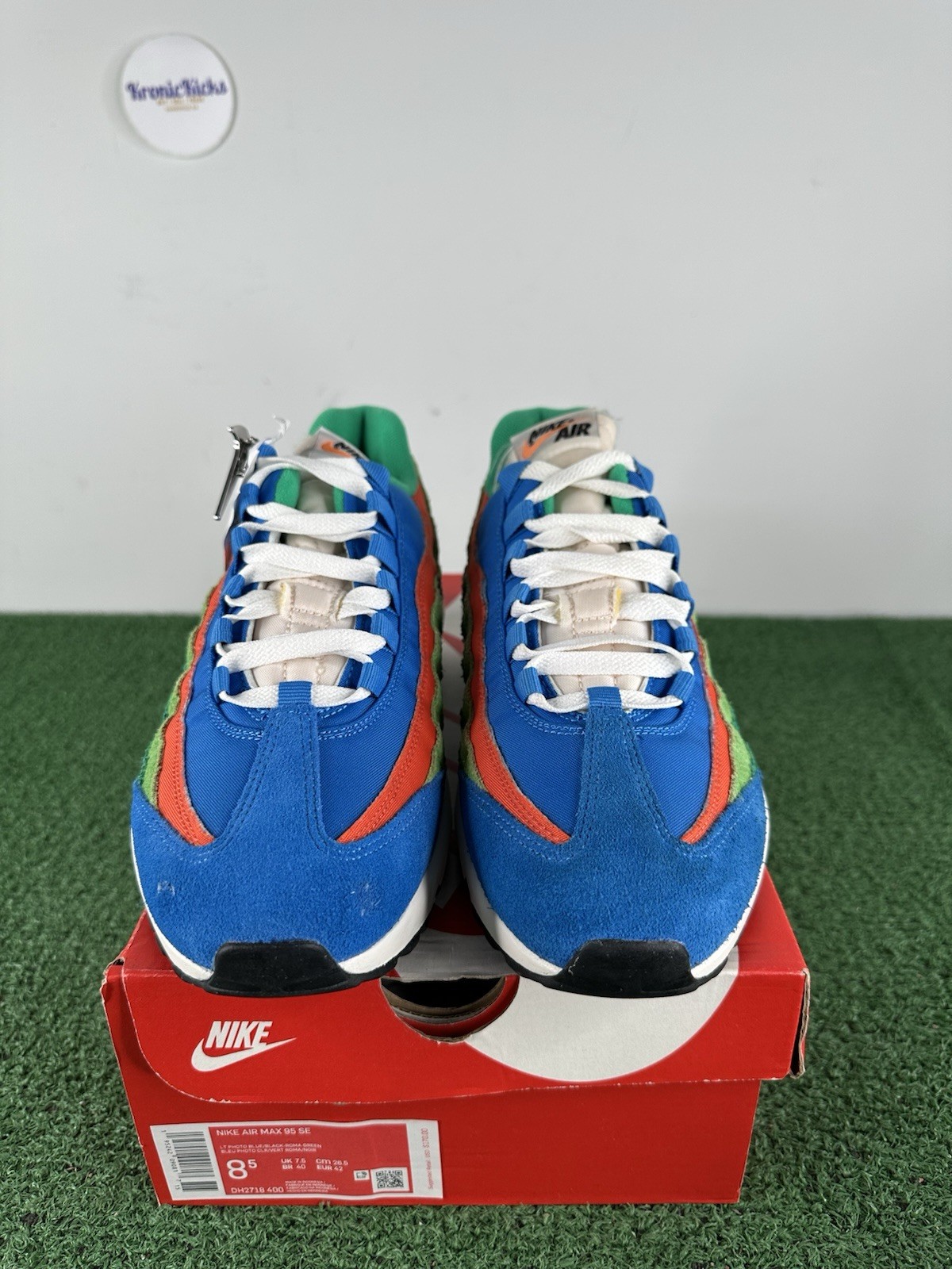 Size 8.5 – Nike Air Max 95 SE Running Club Light Photo Blue – New