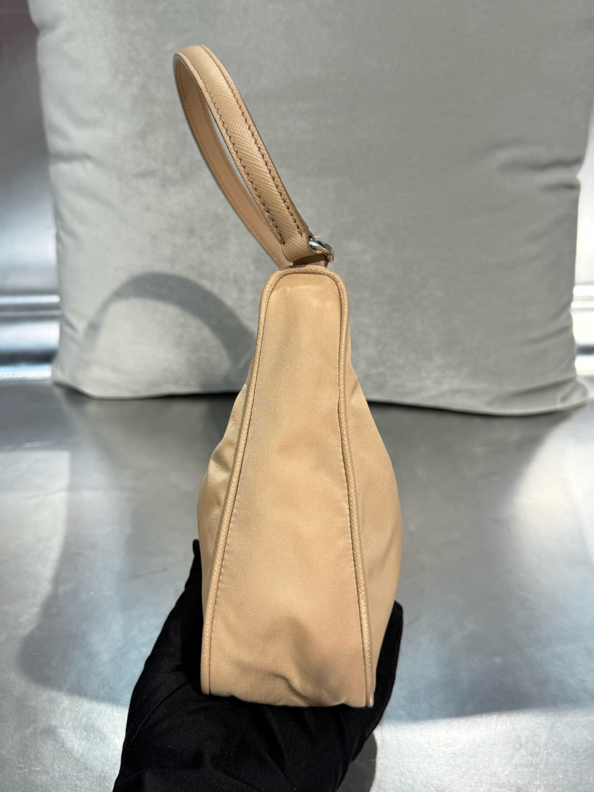 Authentic Prada Re-Edition 2005 Nylon Hobo Nylon with Leather Trim Hobo Beige