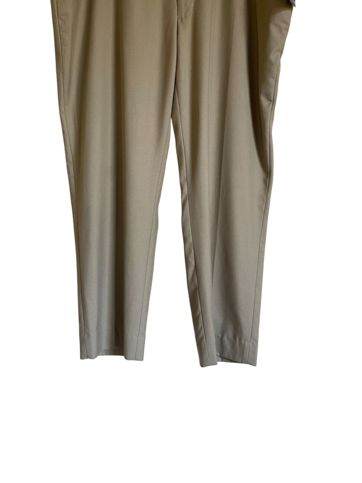 New! Joseph & Feiss Gold 46 x 30 Techno-Care Wool Blend Flat Front Khaki Pants M