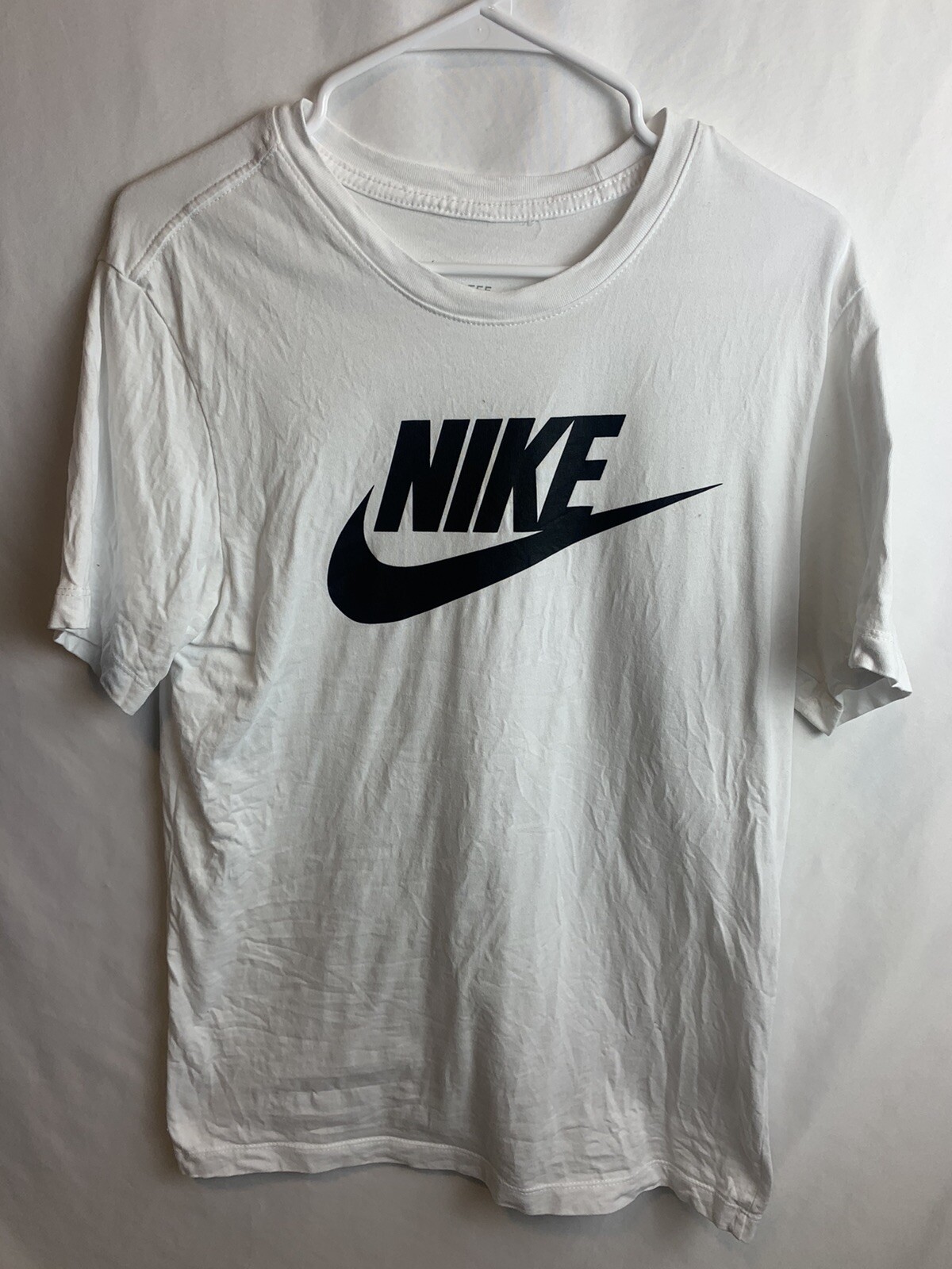 Nike Men’s Sportswear Tee Icon Futura White/Black T-Shirts AR5004-101
