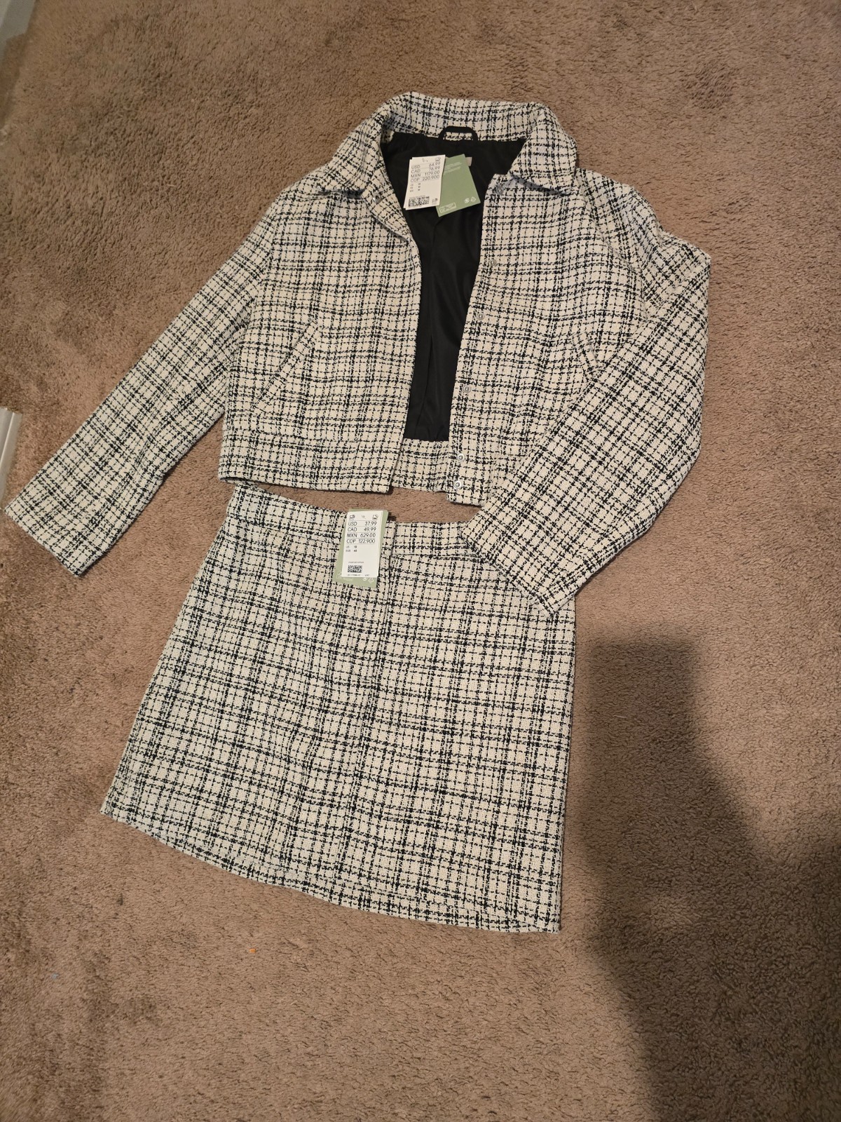 New with tags suit skirt and blazer set womens large size 8/10