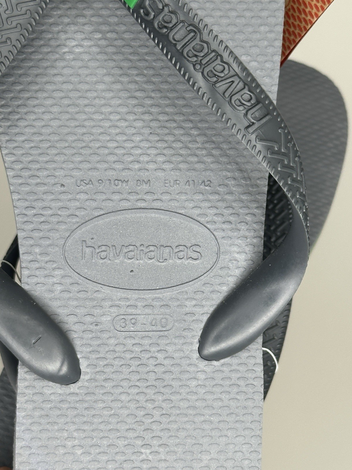 Havaianas Brazil Logo Flip-Flop Sandals Gray Euro 41/42 Womens 9/10