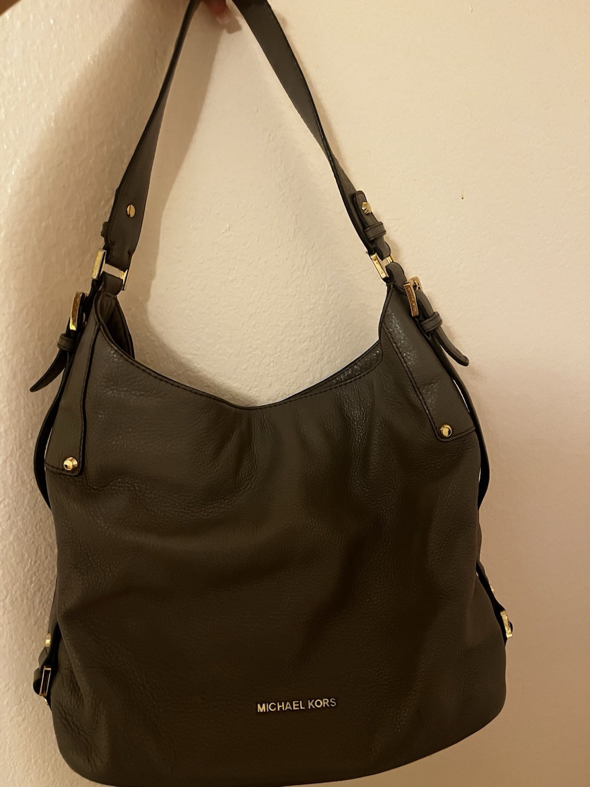 Michael Kors Large Grey Hobo Shoulder Bag, Zip, Gold Hardware, Detachable Strap