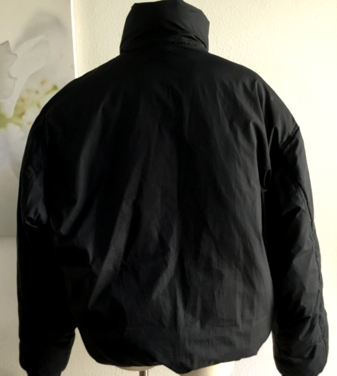 OBEY Cropped Puffer Jacket Half Zipper Quilted Logo Kangaroo Pockets Blk S