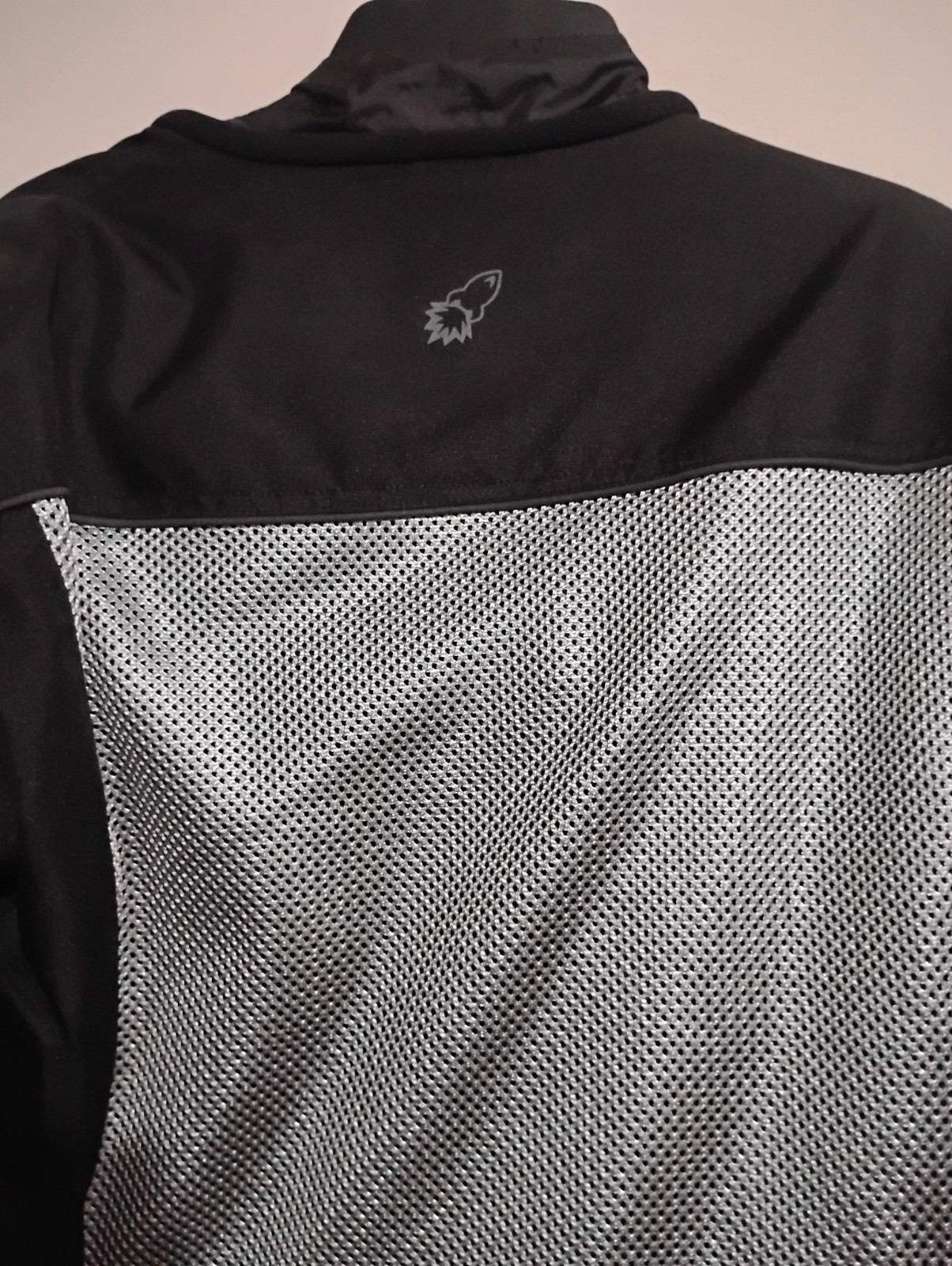 JOE ROCKET Phoenix Mesh Motorcycle Jacket Armor Black Grey Riding Gear L