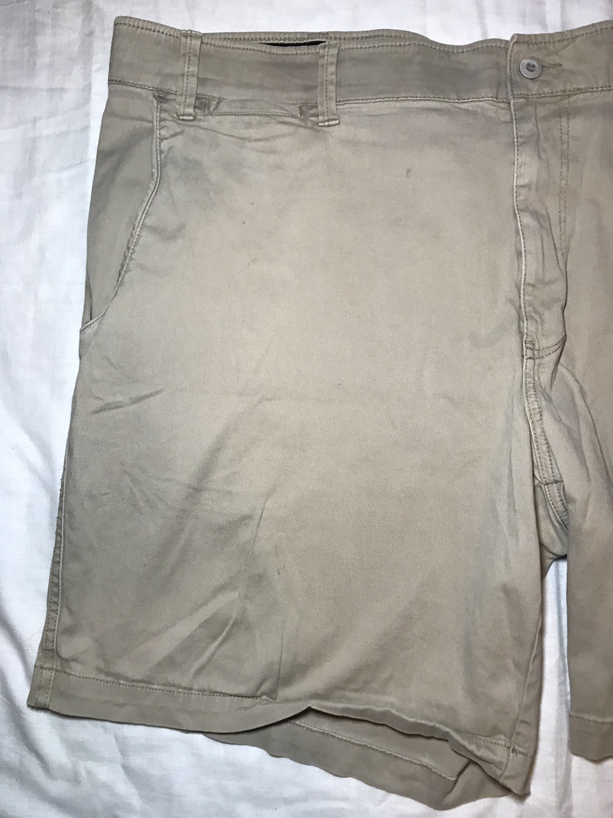 Foundry Mens 4X Tan Khaki Casual Golf Walking Shorts Size 52 X 10 NWOT
