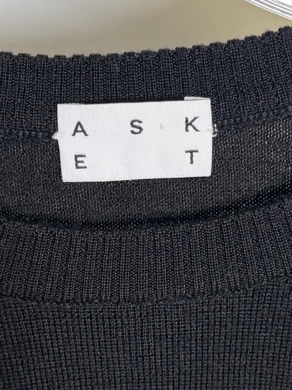 ASKET Black Luxury Extra Fine Merino Wool Minimalist Sweater Medium Long M EUC