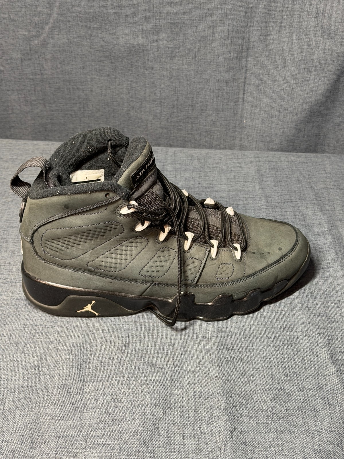 Size 8.5 – Air Jordan 9 Retro Anthracite Black & Grey) 302370-013