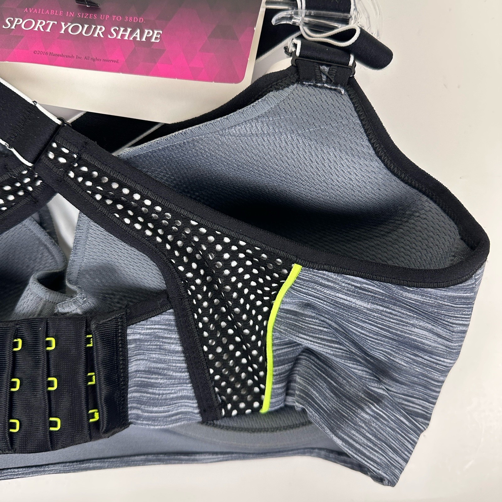 Maidenform DM7989 Ultimate Med Impact Sports Bra Crossback UW Womens 34DD Gray