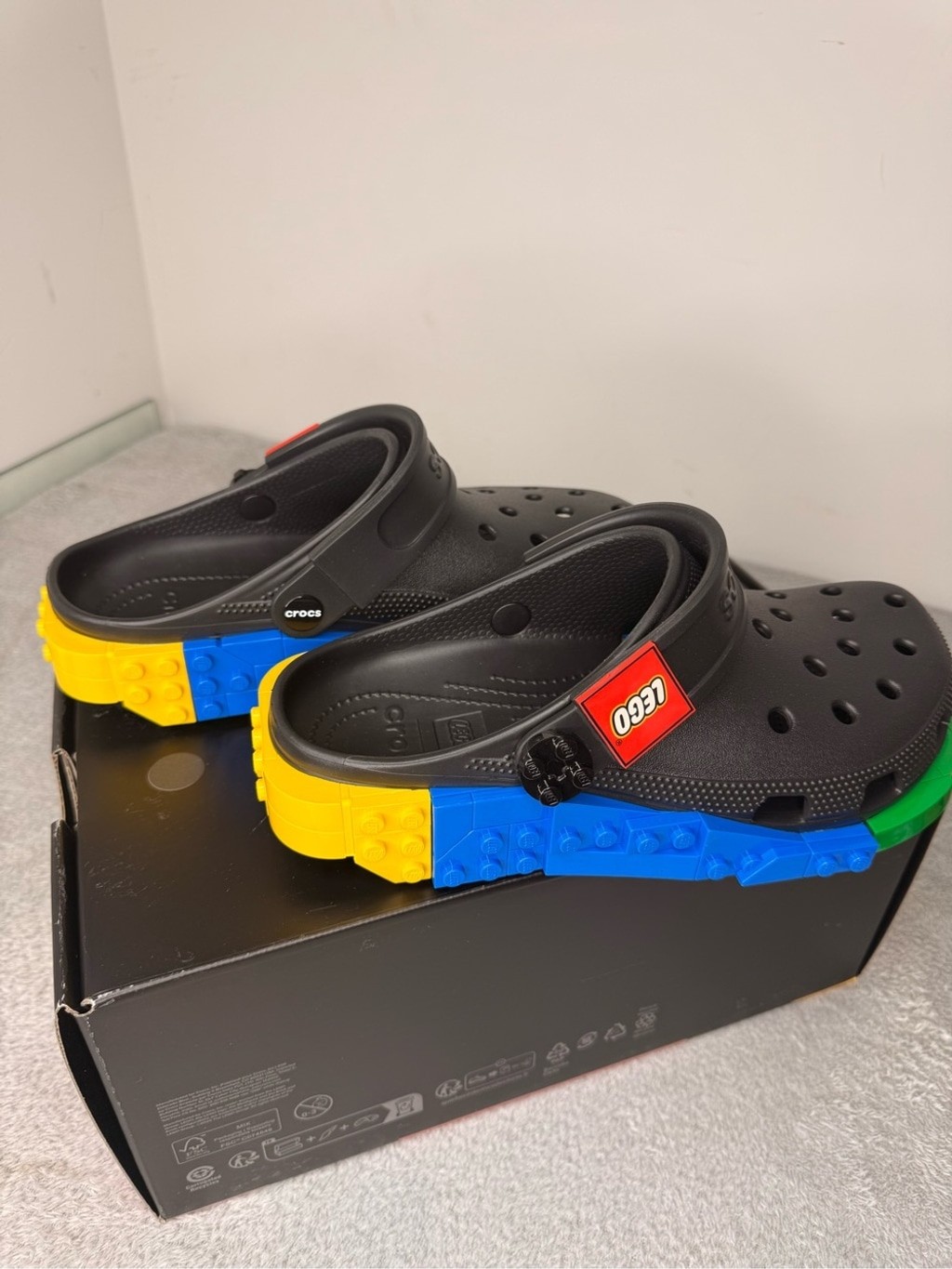 LEGO x Crocs Classic Clog Black Multi Platform NWT M7/W9 SOLD OUT RARE Lego Croc