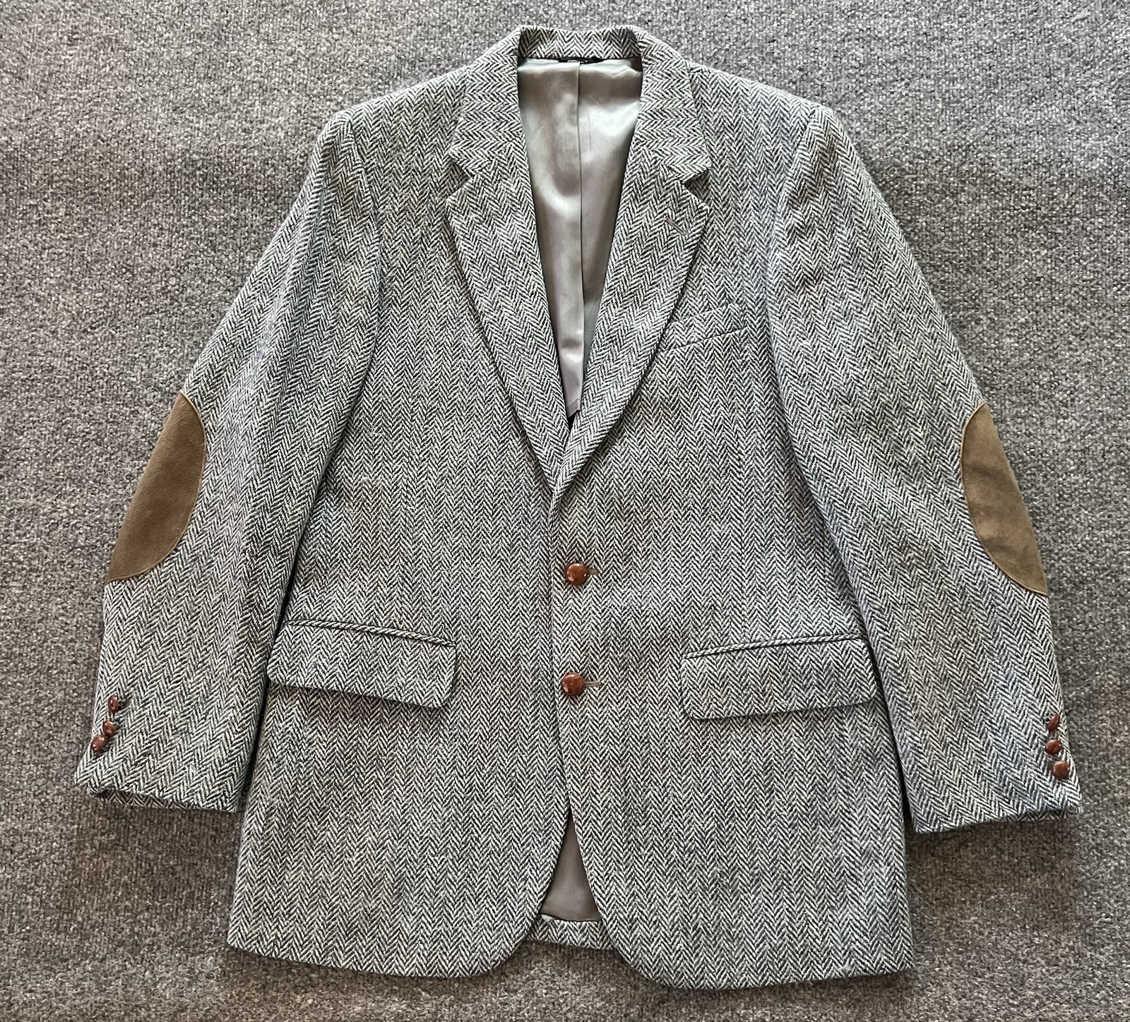 Vintage Harris Tweed 38R Gray Herringbone Blazer Wool Sport Coat Elbow Patches