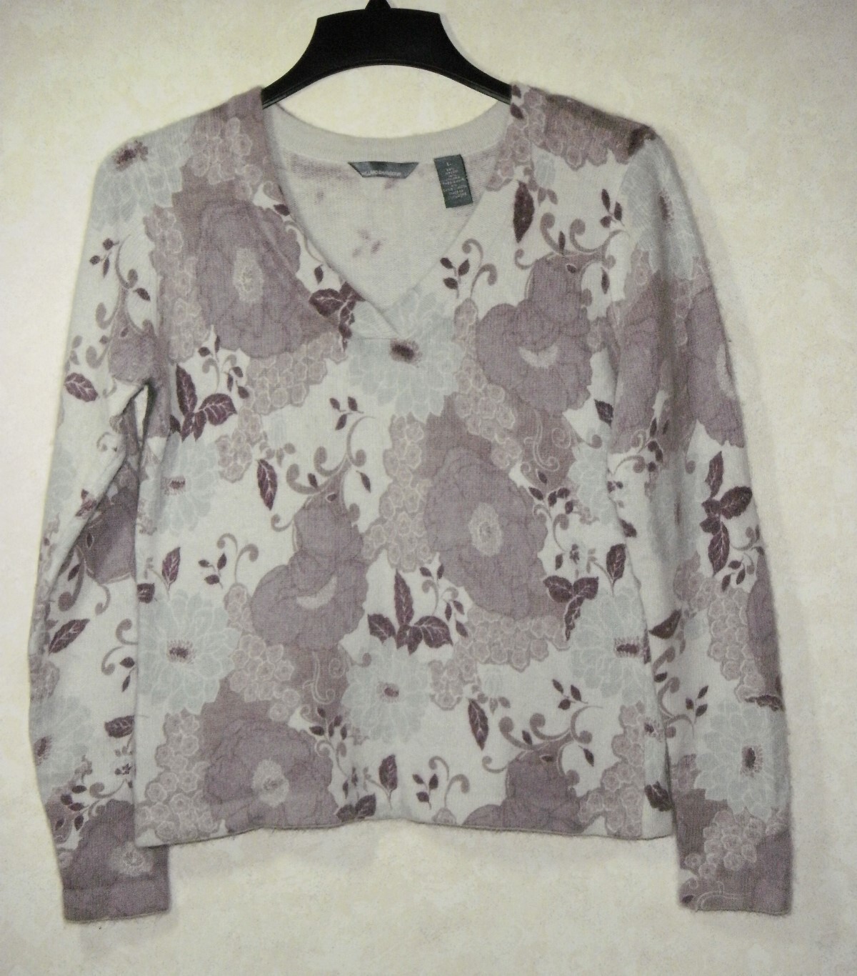 Hillard & Hanson Sweater Women L Purple Angora Blend Floral V-Neck Long Sleeve